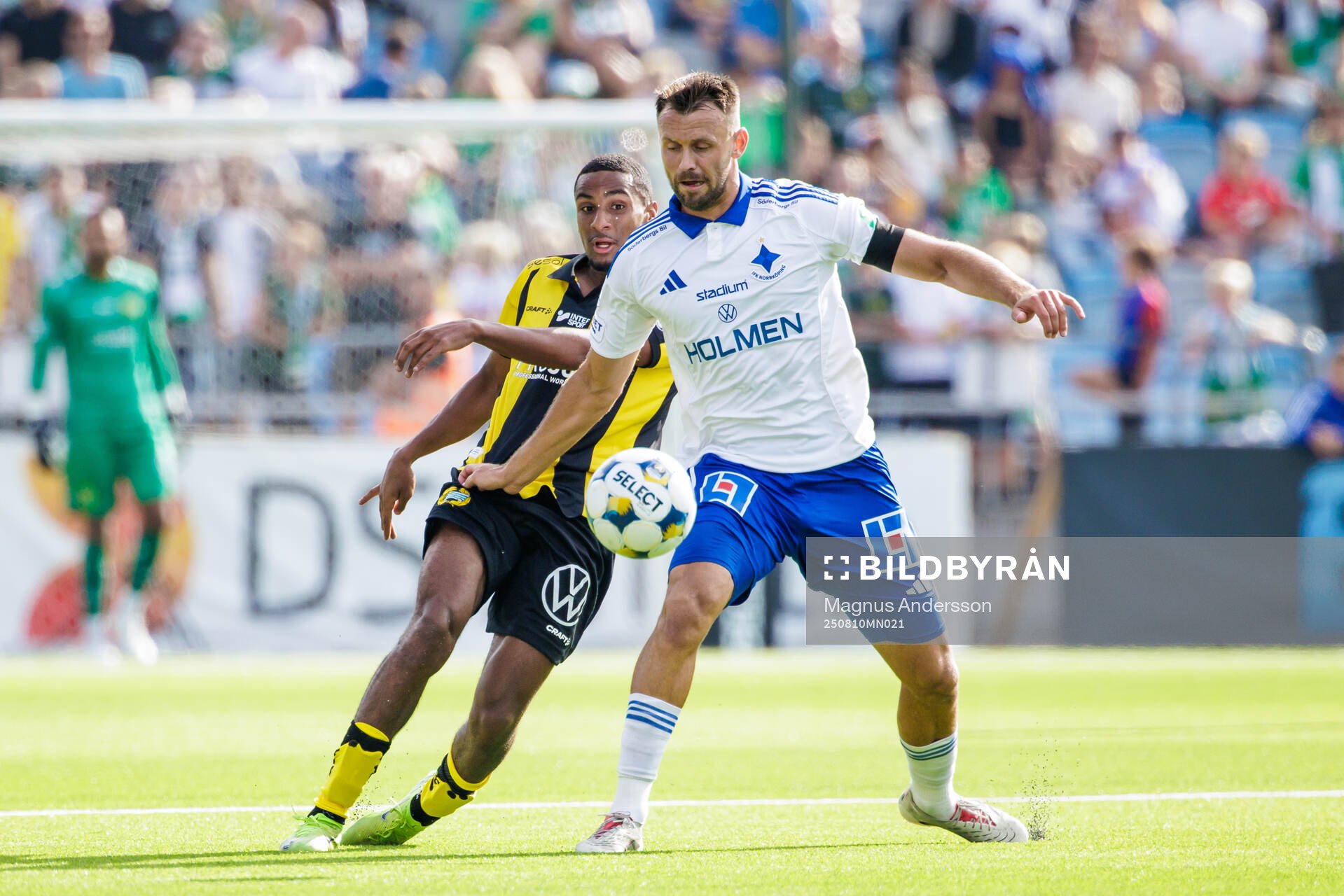 Hammarbys Paulos Abraham och IFK Norrköpings Max Watson