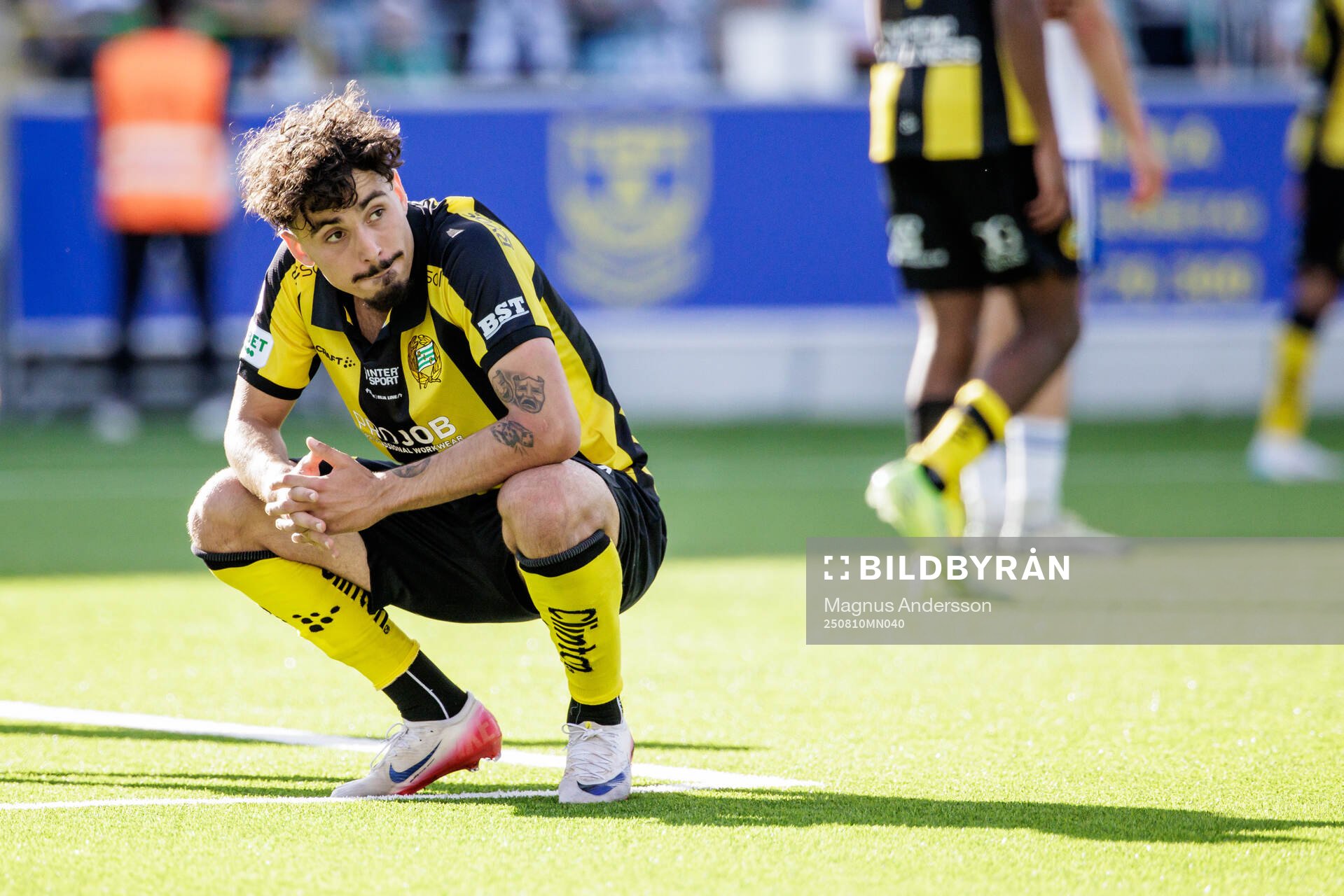 Hammarbys Sebastian Tounekti deppar