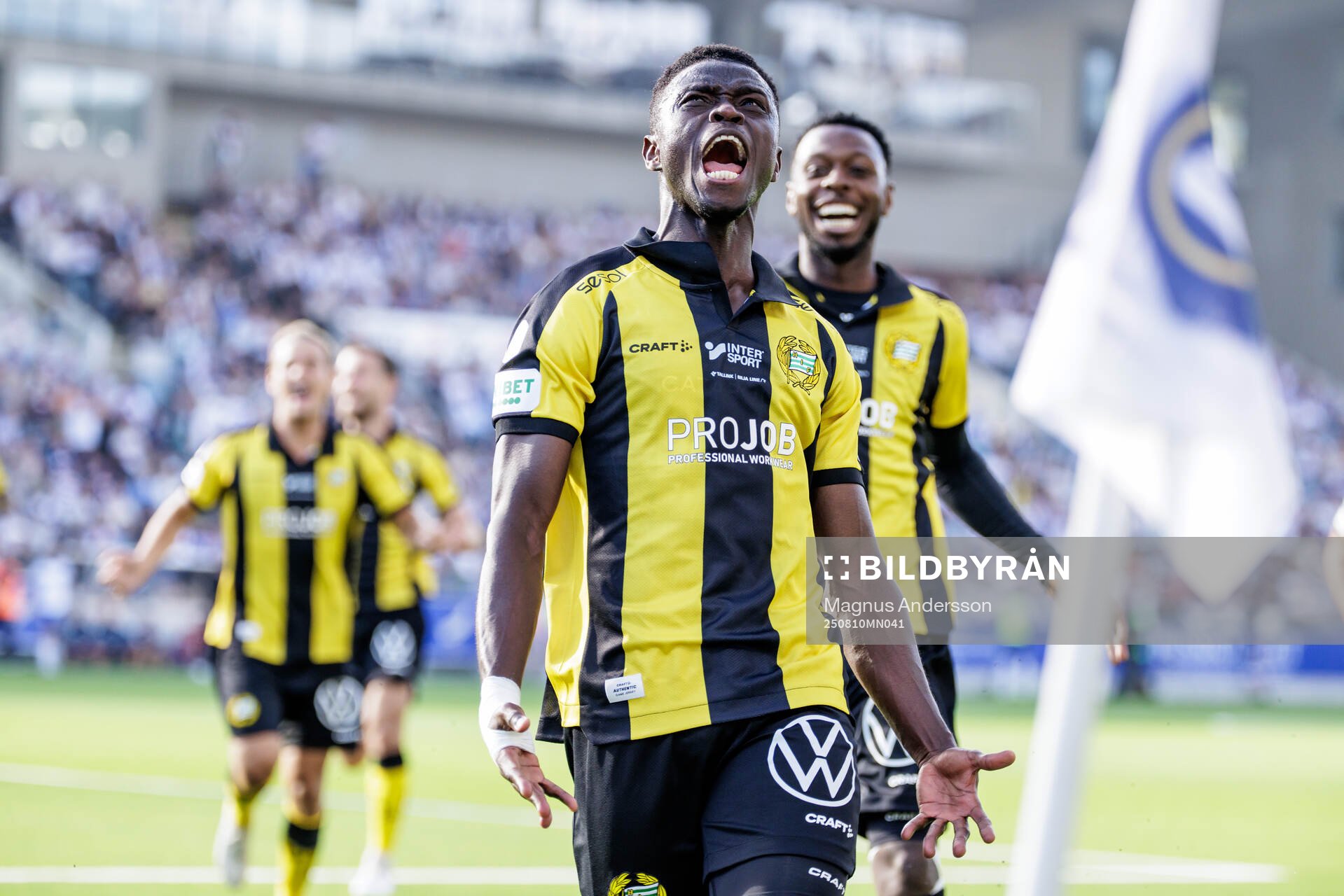 Hammarbys Ibrahima Breze Fofana jublar