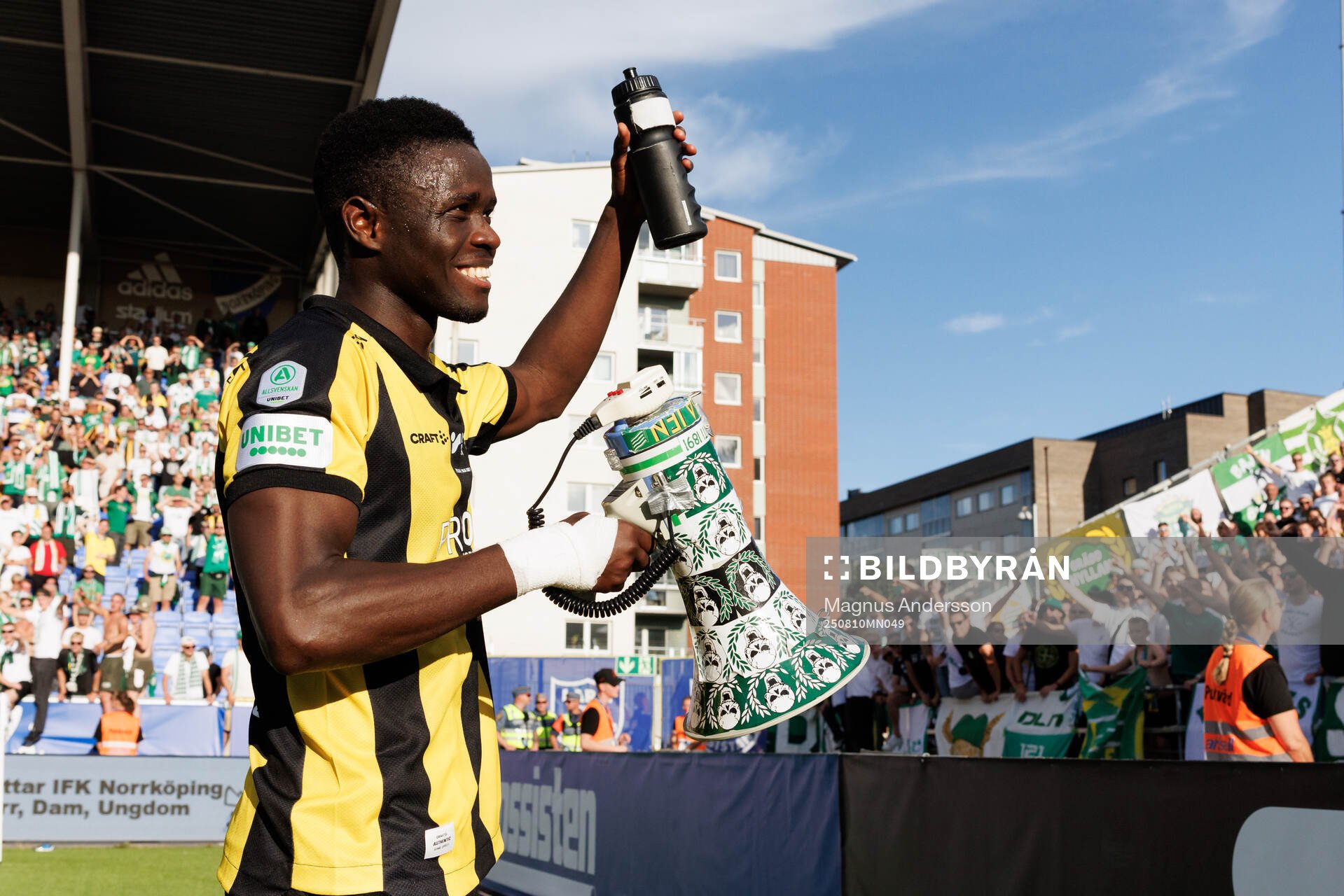 Hammarbys Ibrahima Breze Fofana jublar
