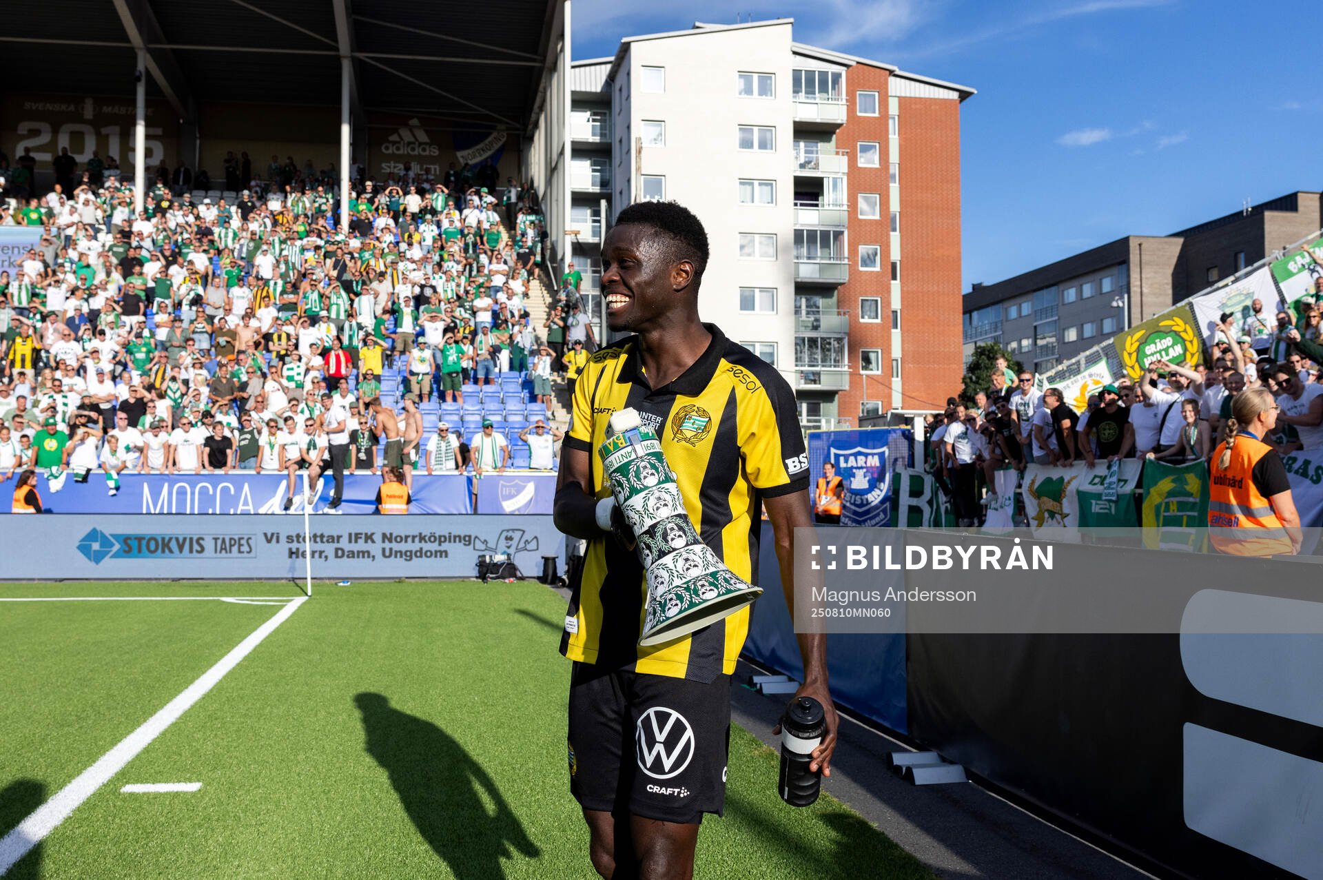 Hammarbys Ibrahima Breze Fofana jublar