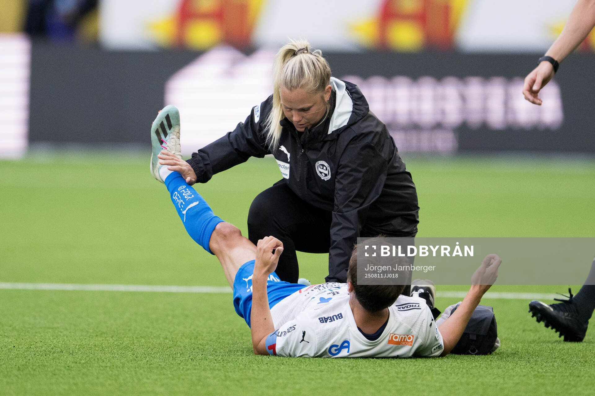 Värnamos Simon Thern har ont och får vård