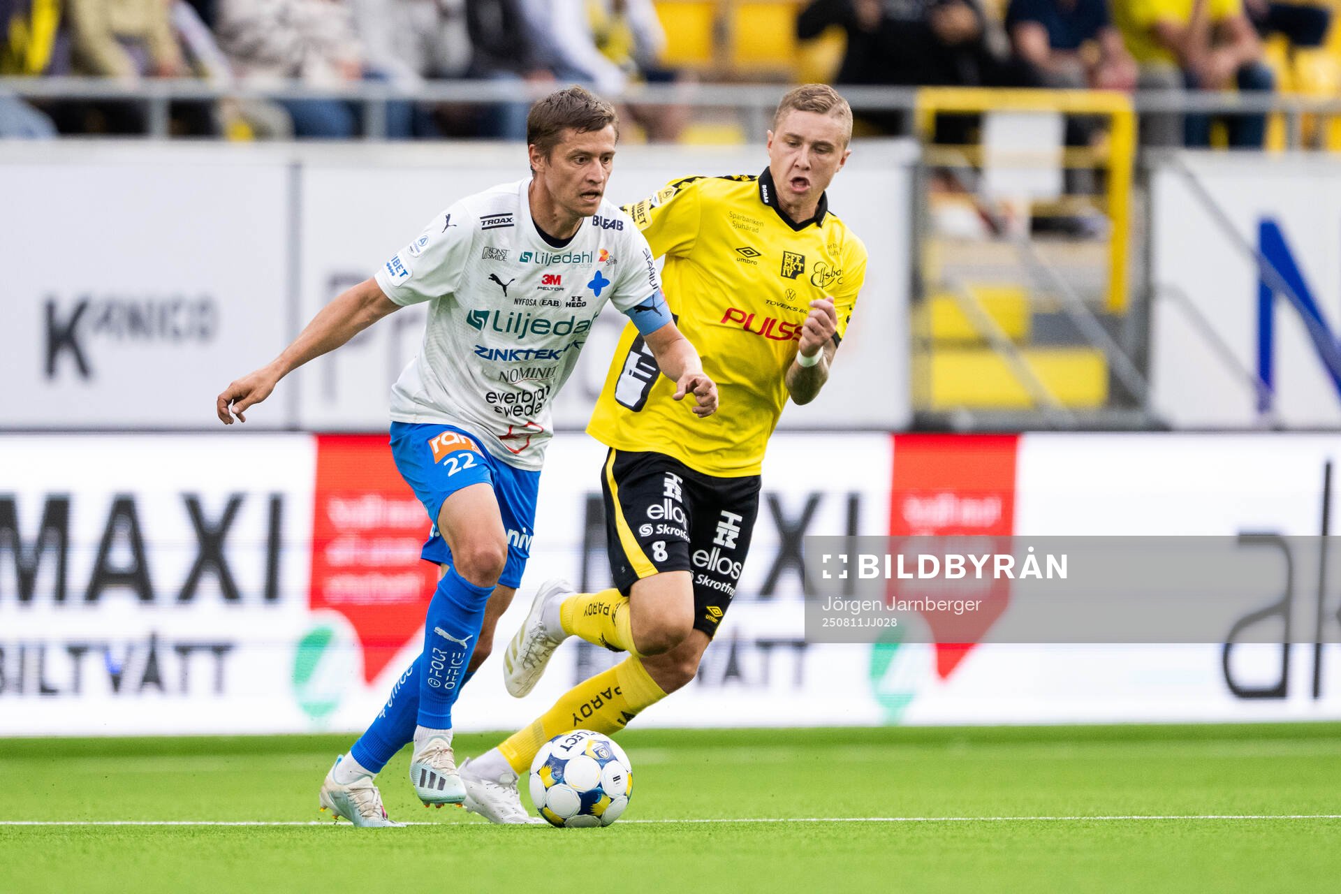 Värnamos Simon Thern och Elfsborgs Sebastian Holmen