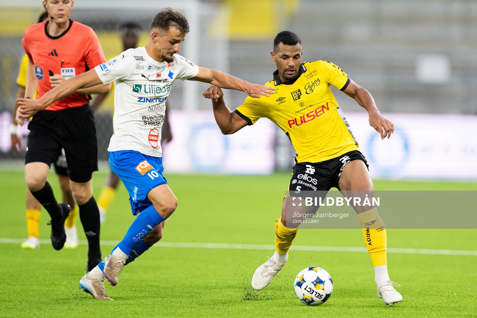 Värnamos Ajdin Zeljkovic och Elfsborgs Wenderson Oliveira