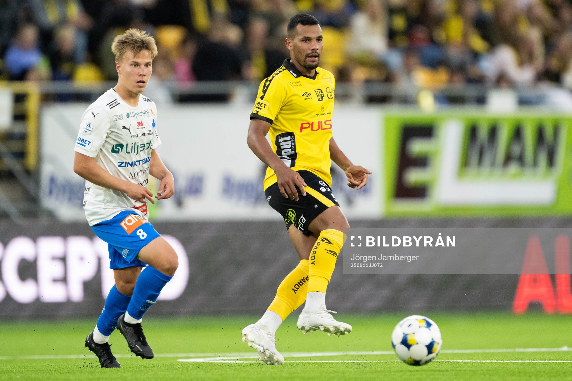 Värnamos Otso Liimatta och Elfsborgs Wenderson Oliveira do