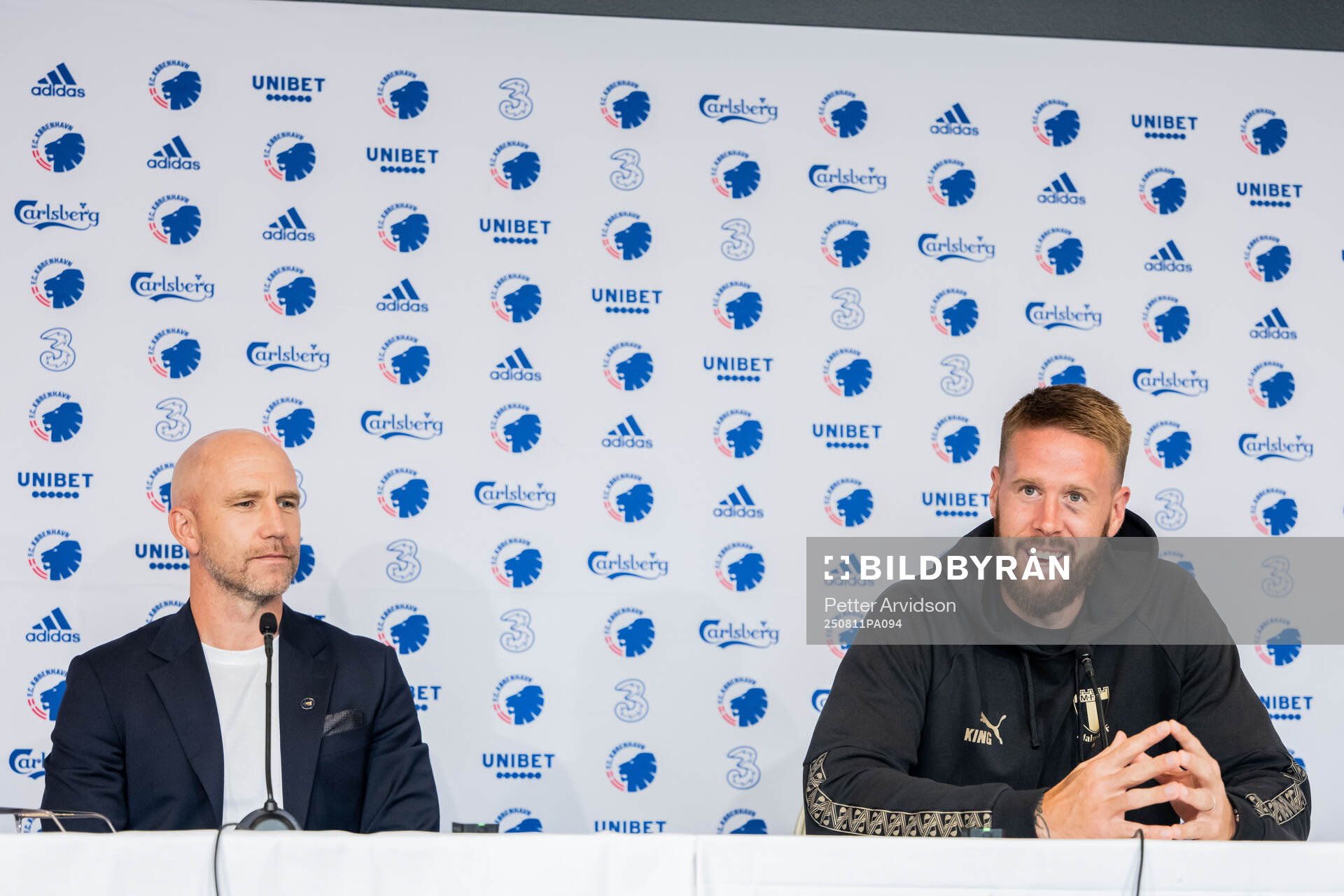 Head coach Henrik Rydström and Pontus Jansson of Malmö FF