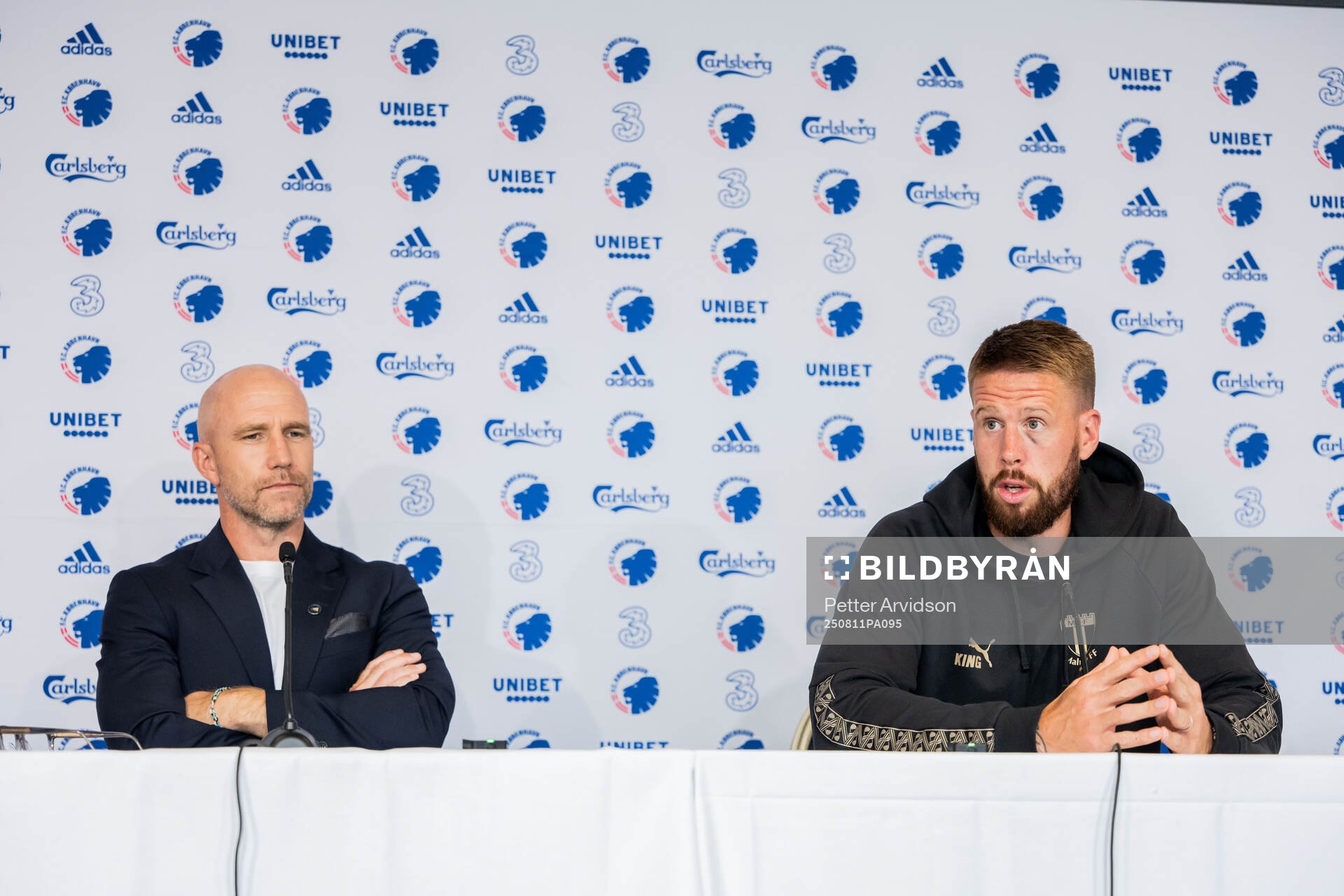 Head coach Henrik Rydström and Pontus Jansson of Malmö FF