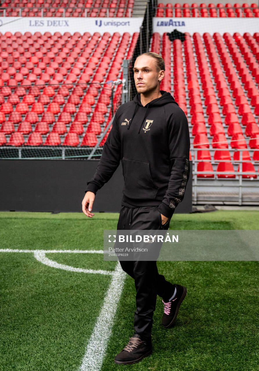 Arnor Sigurdsson of Malmö FF at a stadium walk-around