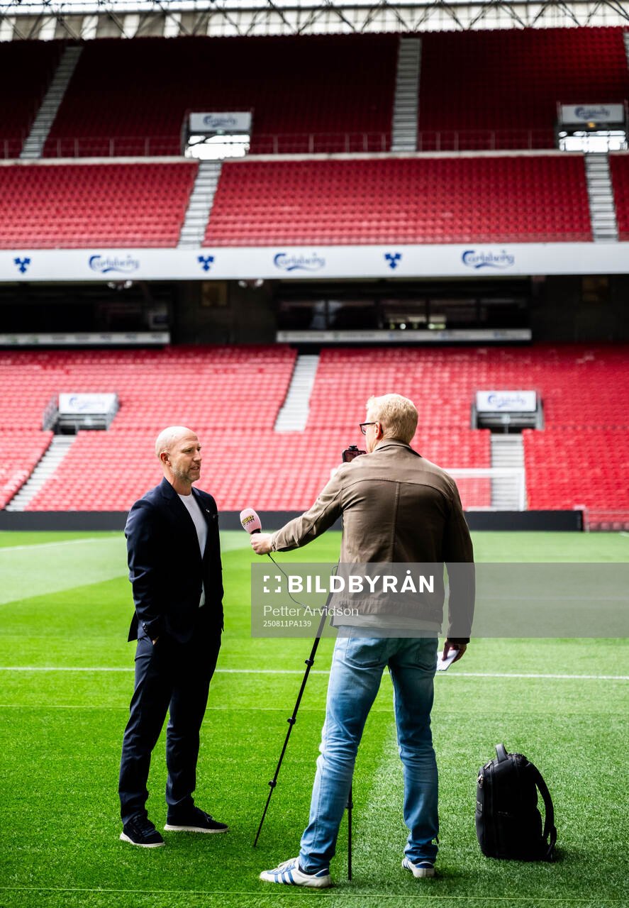 Head coach Henrik Rydström of Malmö FF is being