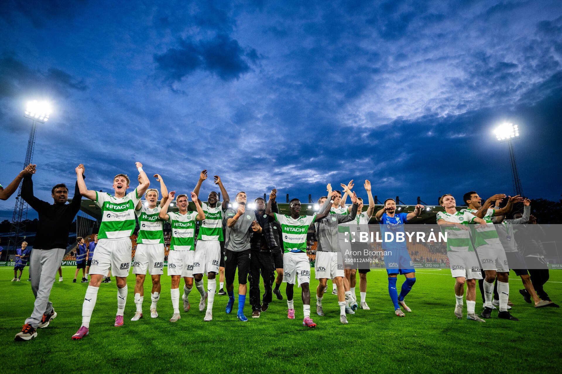 Västerås spelare jublar