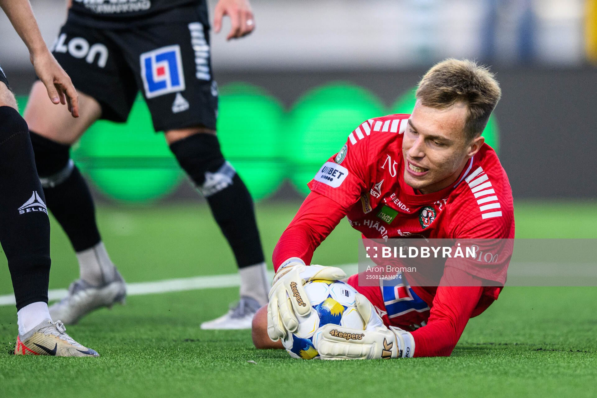 Örebros målvakt Jakub Ojrzynski