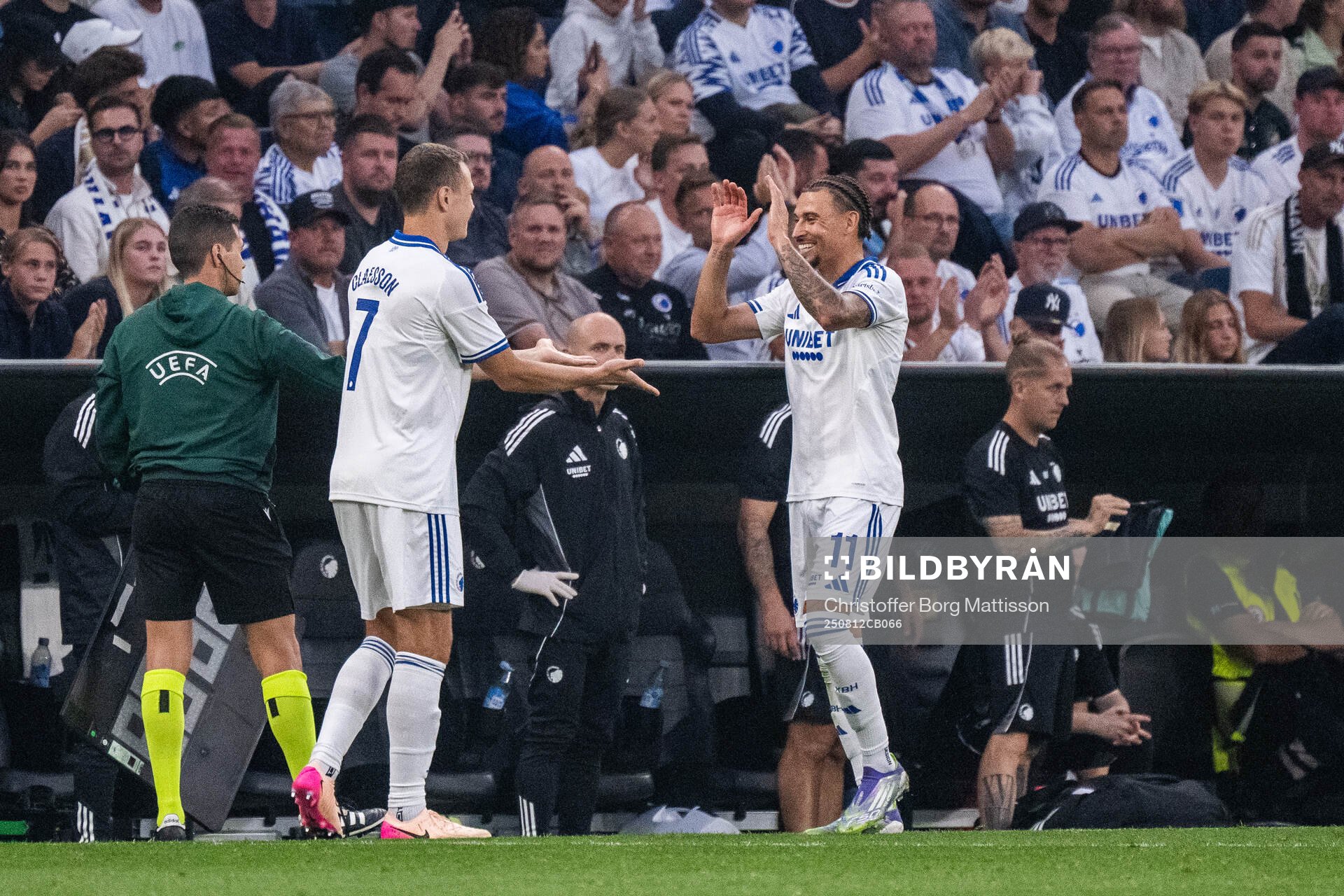 Viktor Claesson is substituted