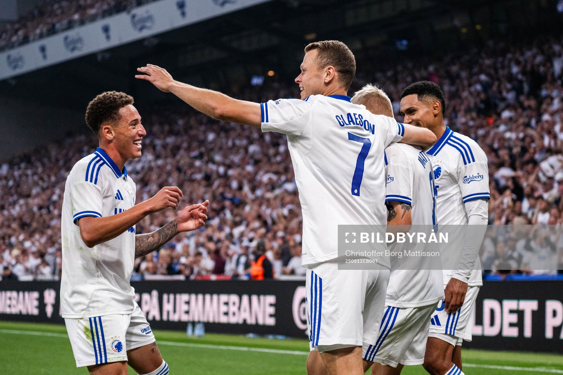 Viktor Claesson of FC Copenhagen celebrates with team mates