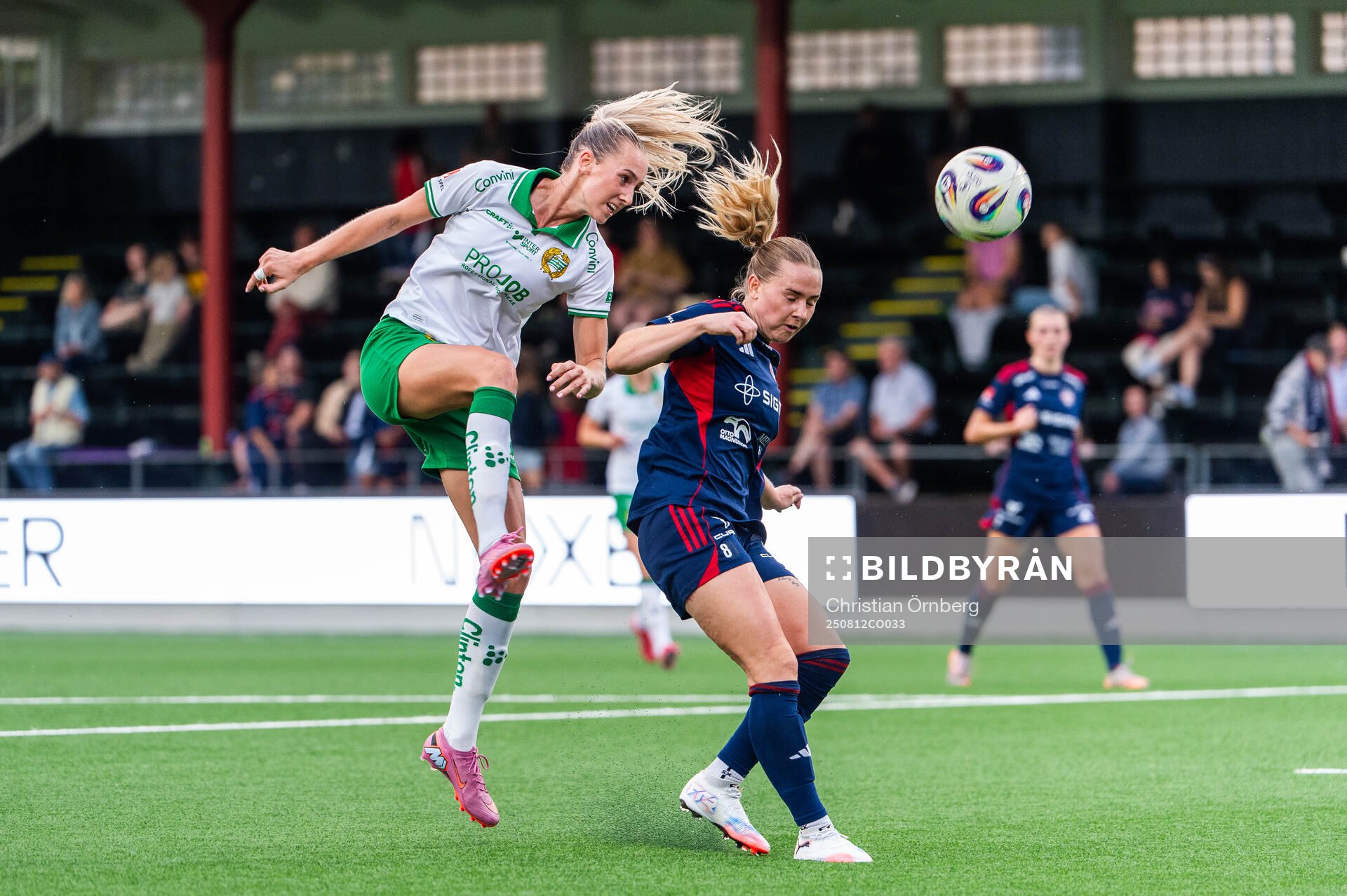 Hammarbys Ellen Wangerheim och Rosengårds Hanna Andersson