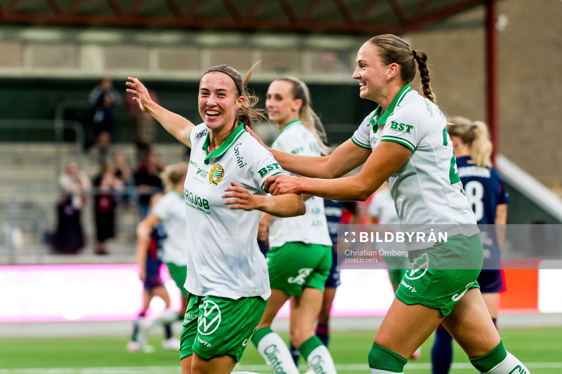 Hammarbys Vilma Emilia Koivisto jublar