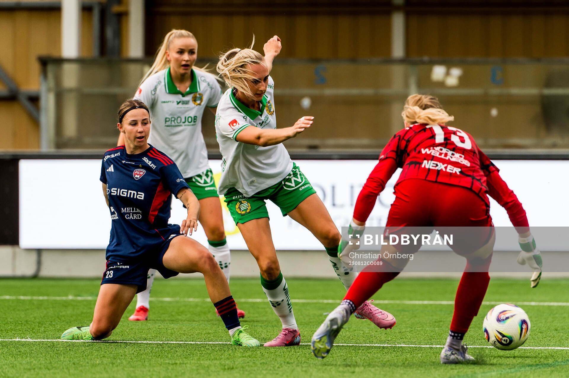 Hammarbys Ellen Wangerheim och Rosengårds Anastasiya