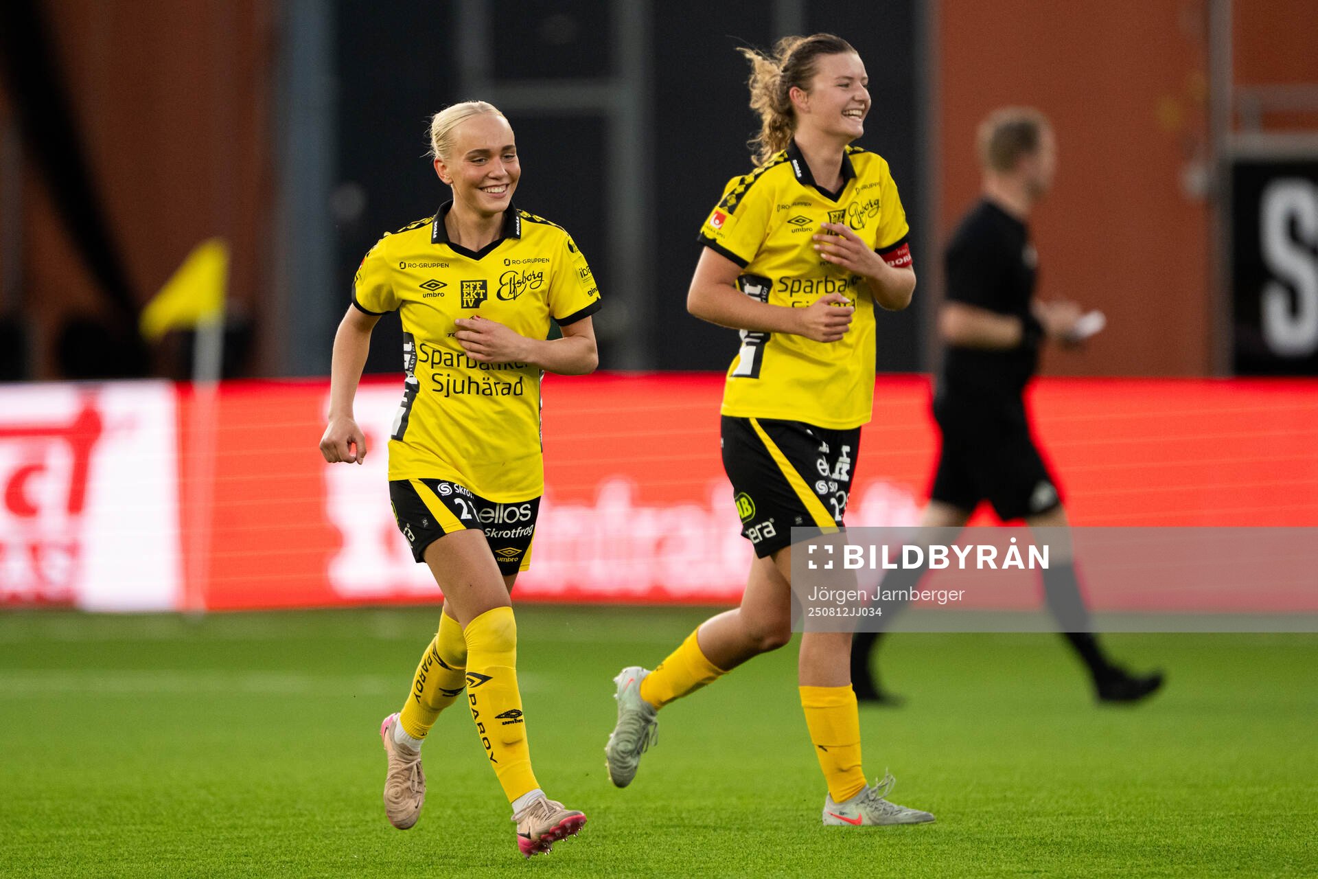 Elfsborgs Tea Skoglund och Ida Backlund jublar