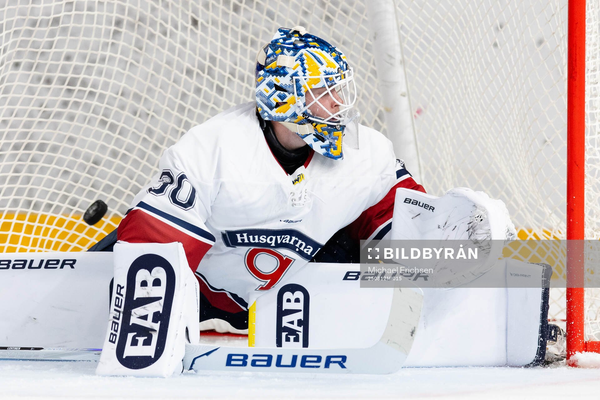 HV71s målvakt Lassi Lehtinen släpper in 2-0 på skott