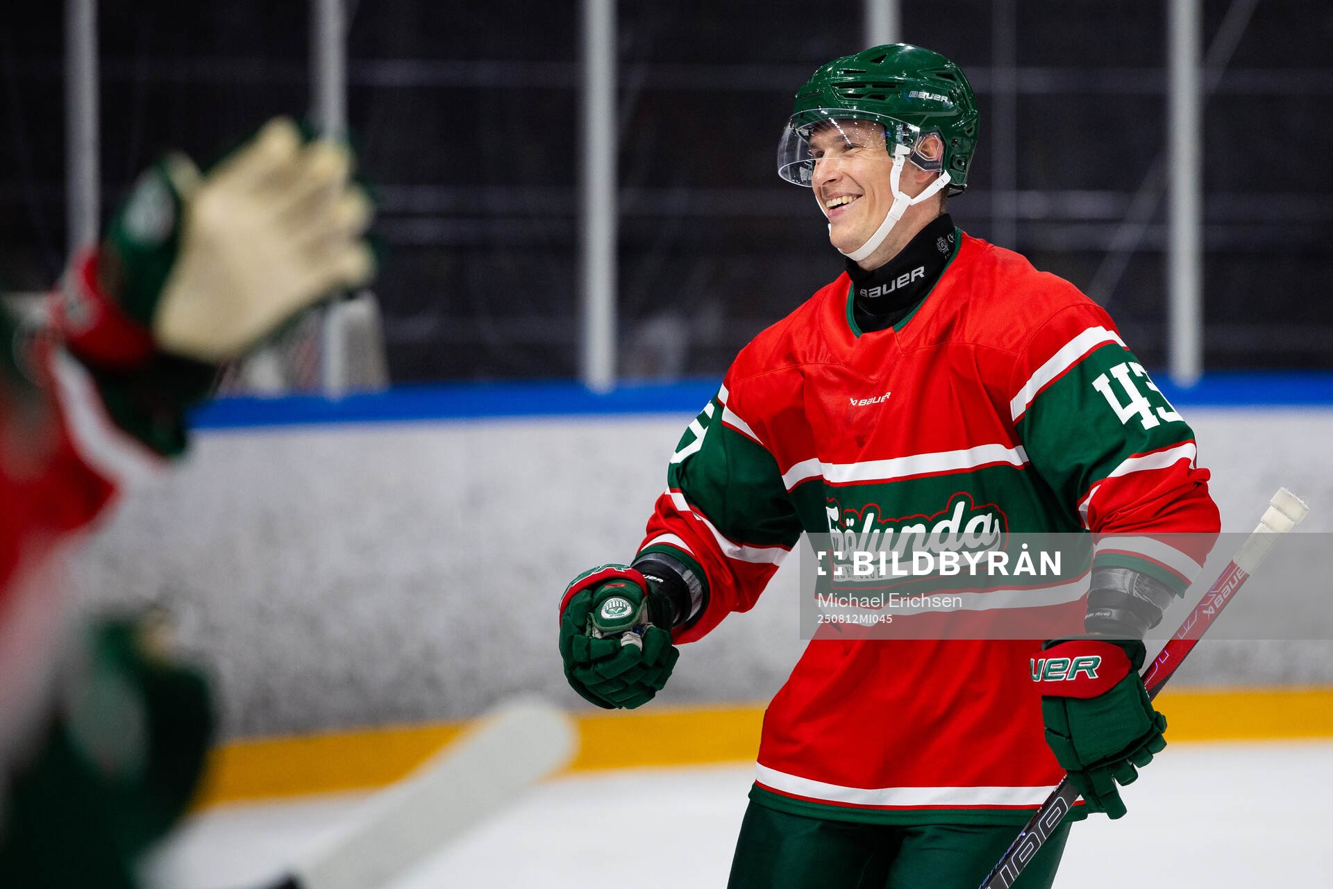 Frölundas Tom Nilsson jublar