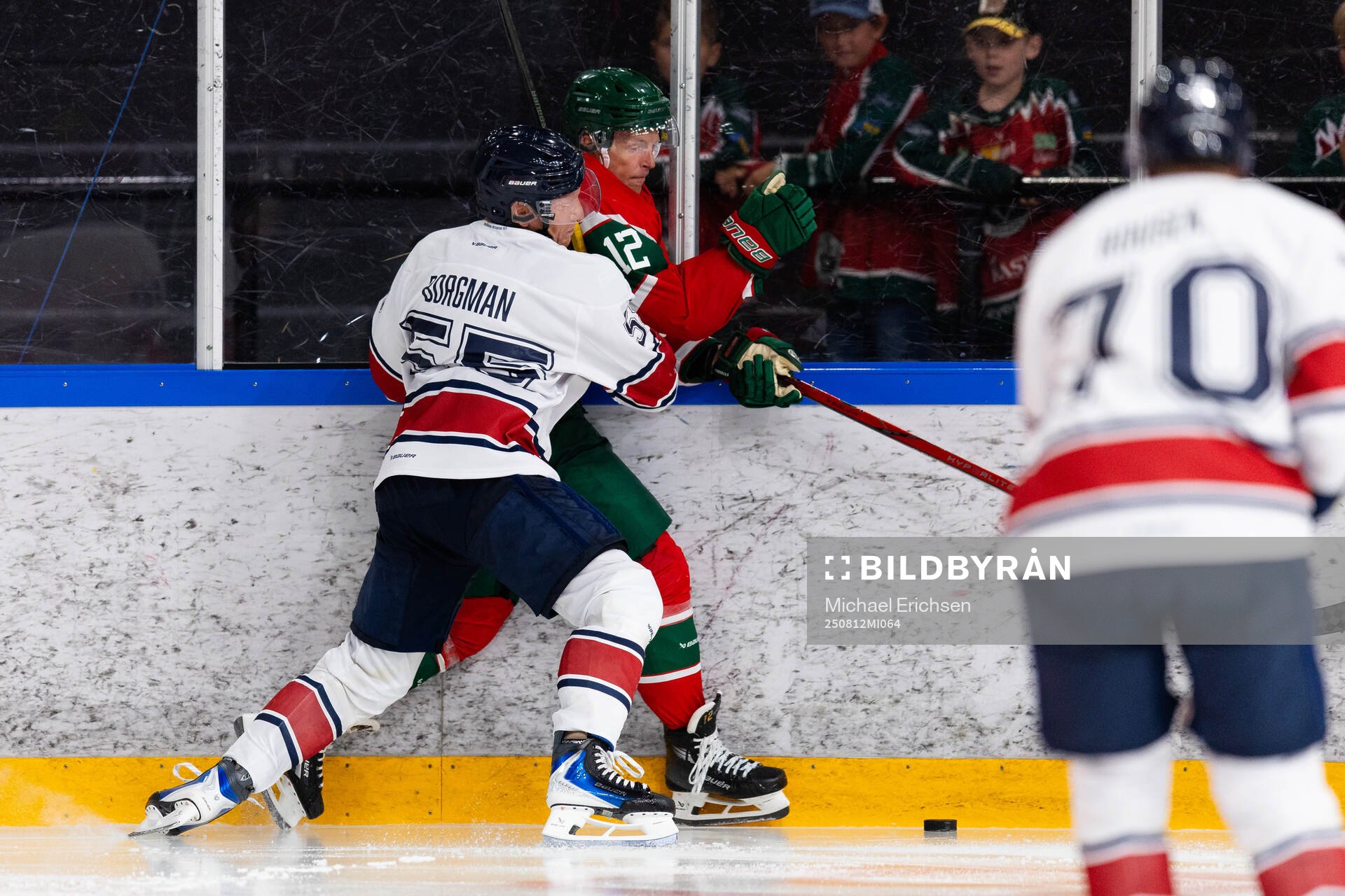 Frölundas Max Friberg och HV71s Andreas Borgman