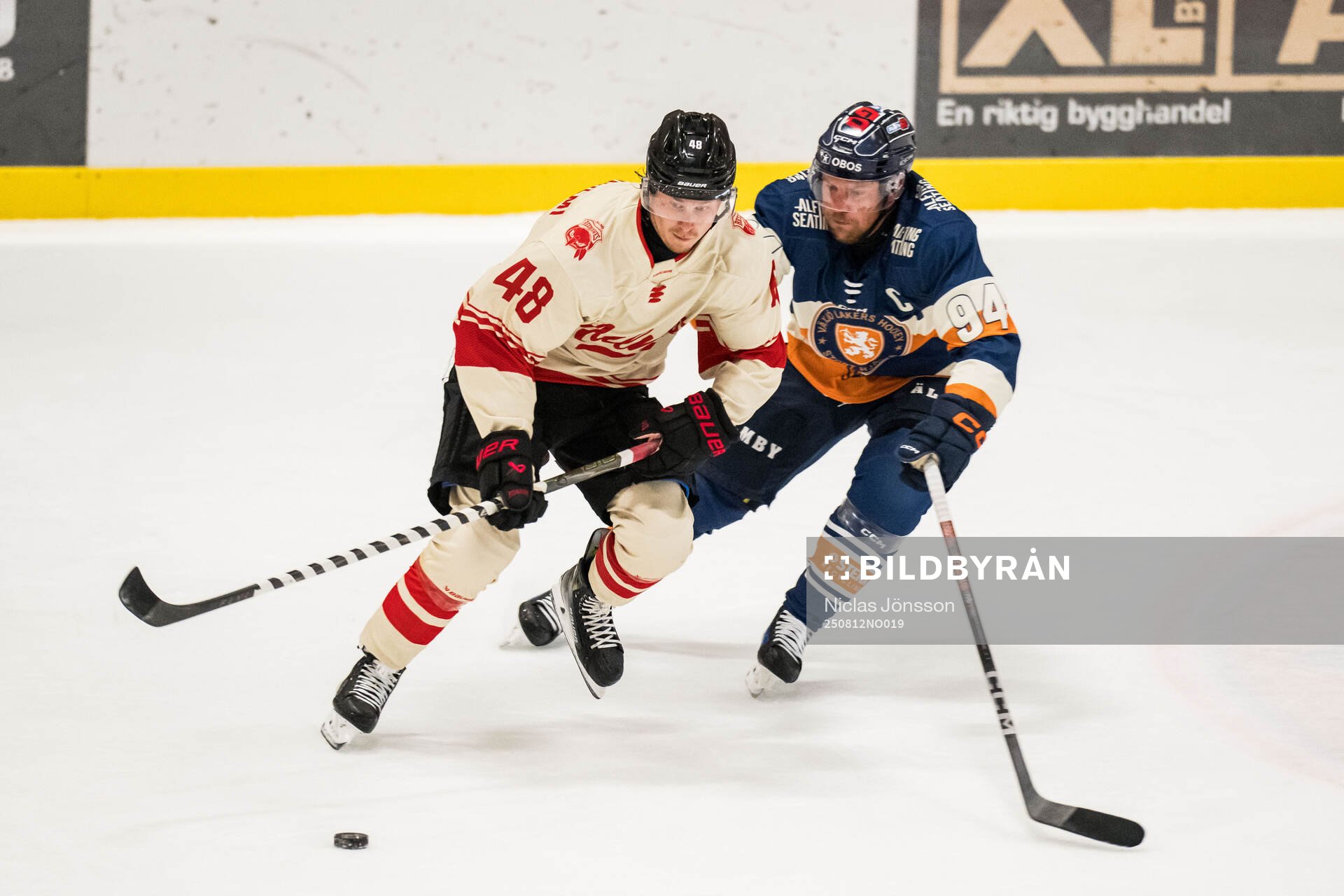 Malmö Redhawks Lauri Pajuniemi och Växjös Joel Persson
