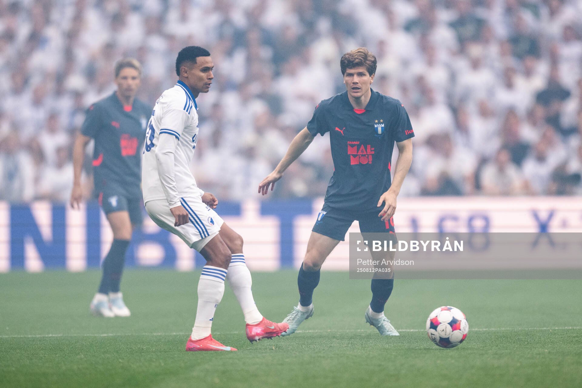 Marcos Lopez of FC Copenhagen and Oliver Berg of Malmö FF