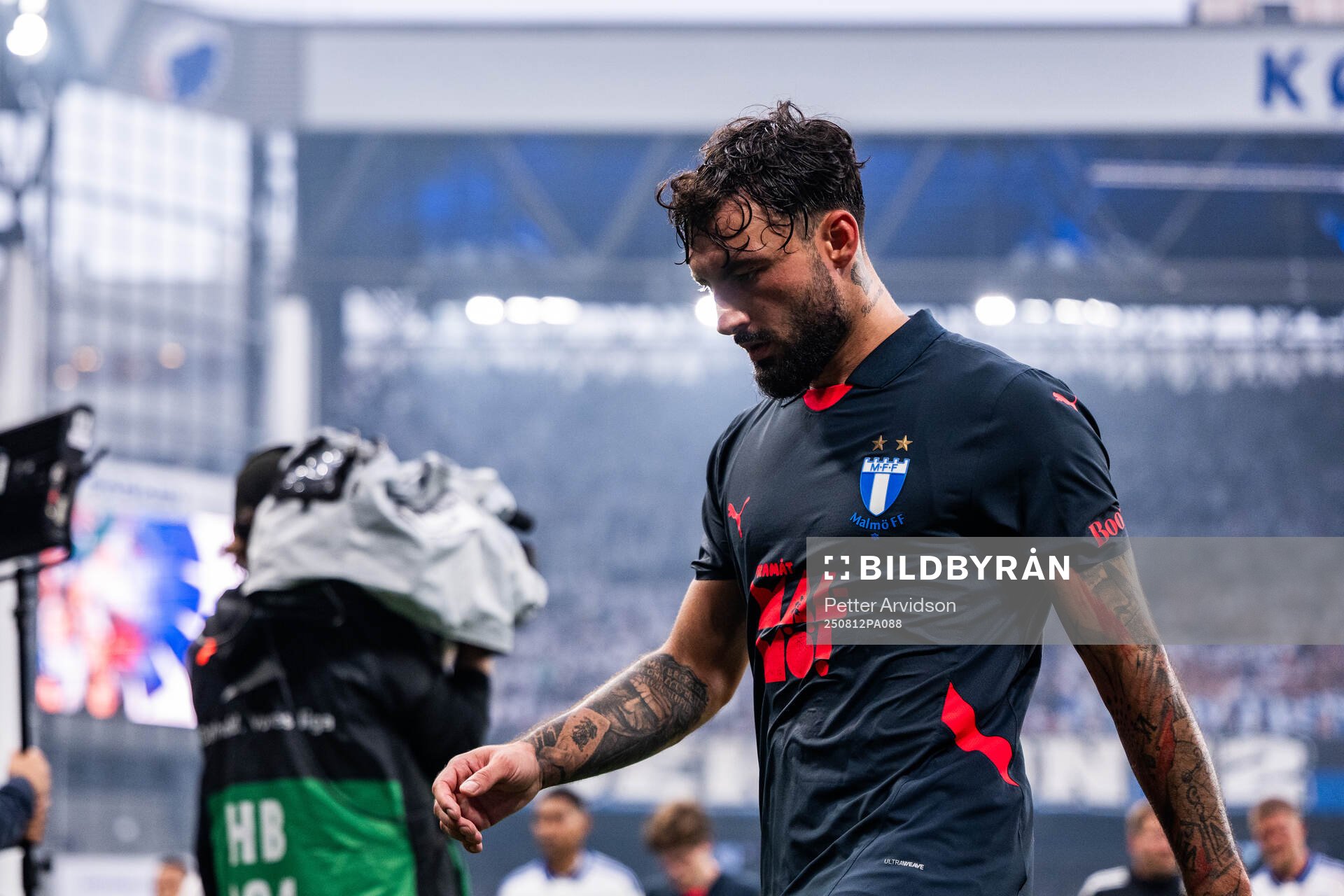 Sead Haksabanovic of Malmö FF looks dejected