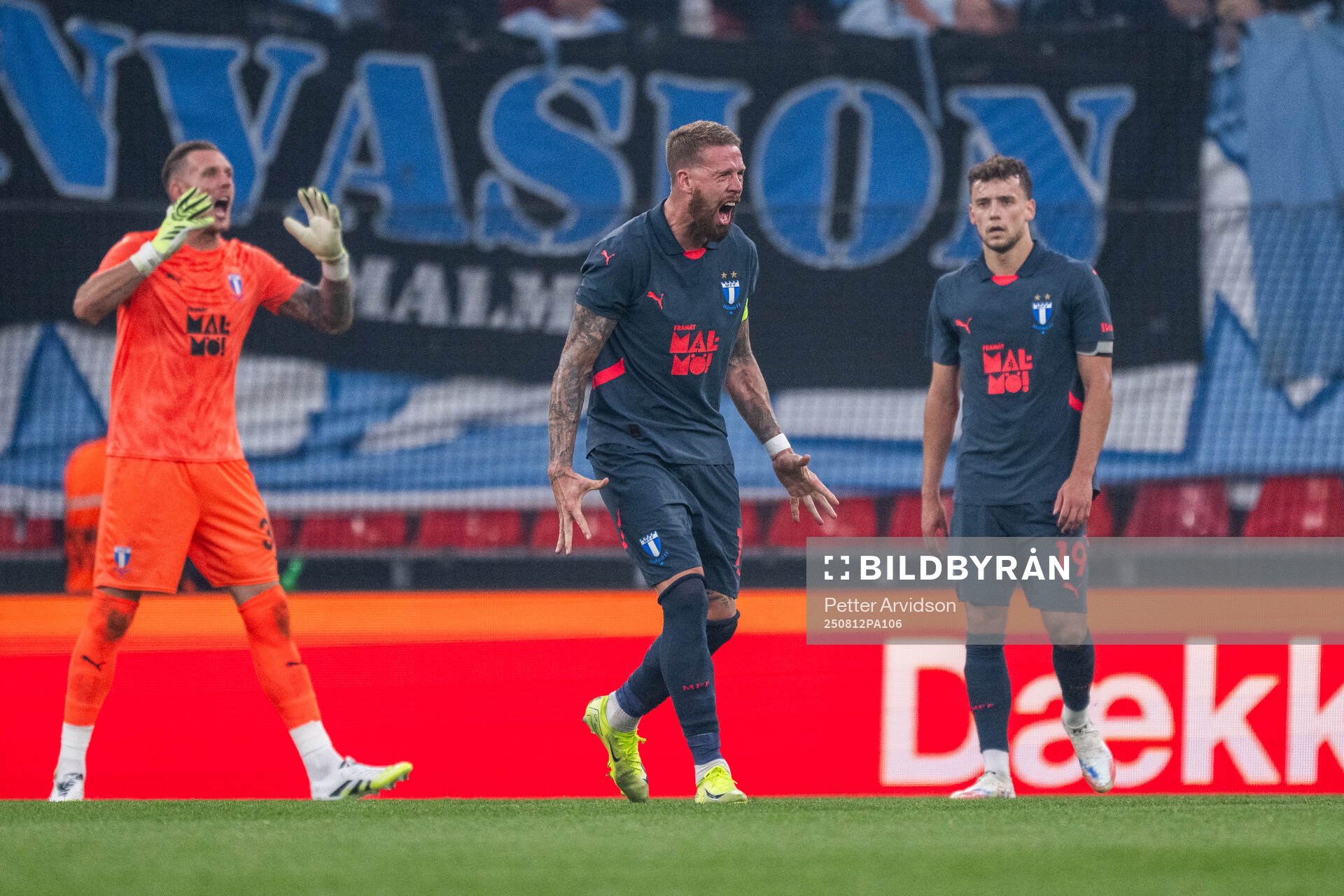 Pontus Jansson of Malmö FF looks dejected