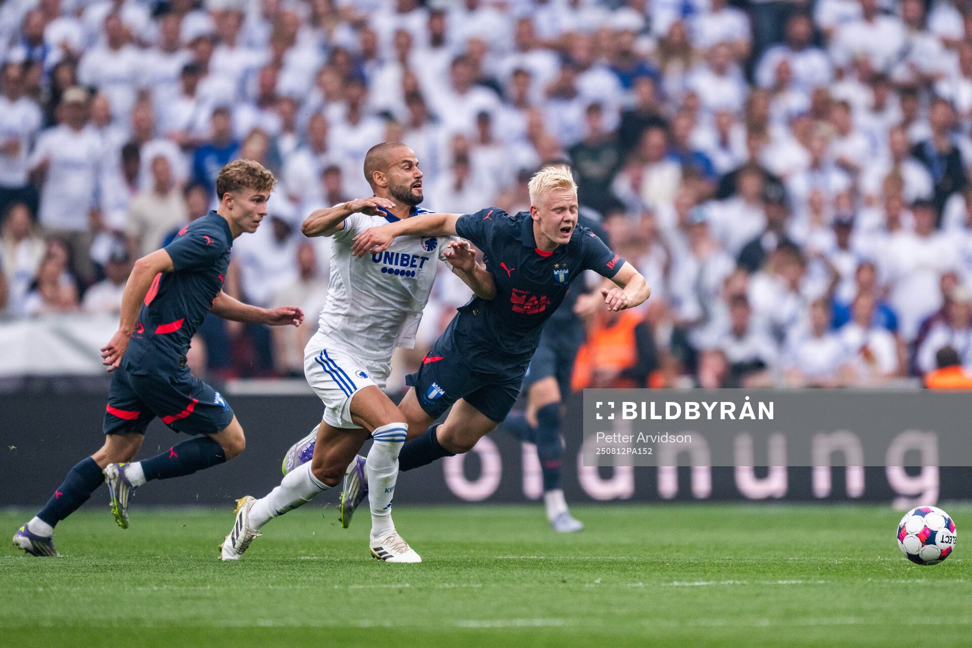 Pantelis Hatzidiakos of FC Copenhagen and Otto Rosengren of