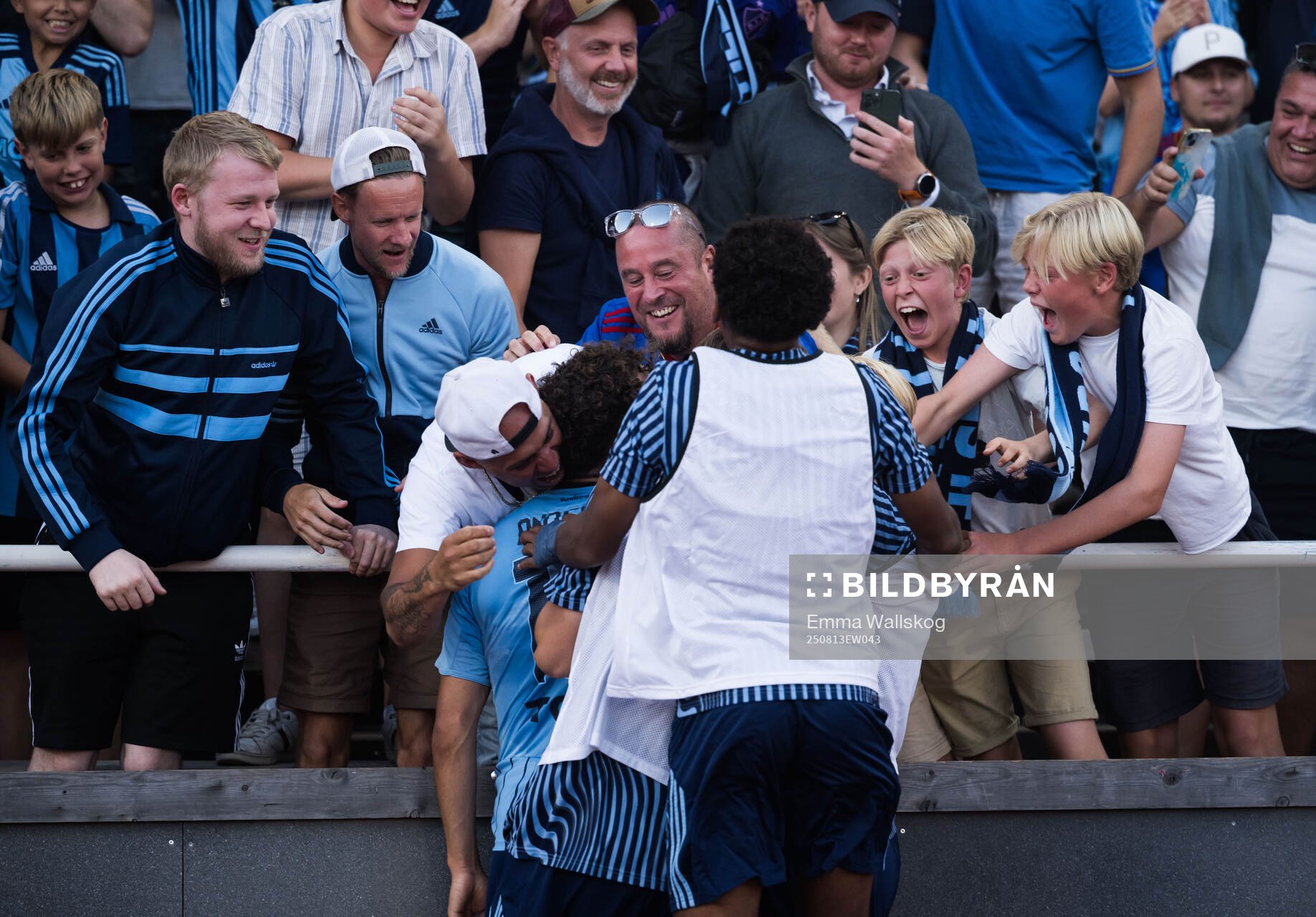 Djurgårdens Mikael Anderson jublar