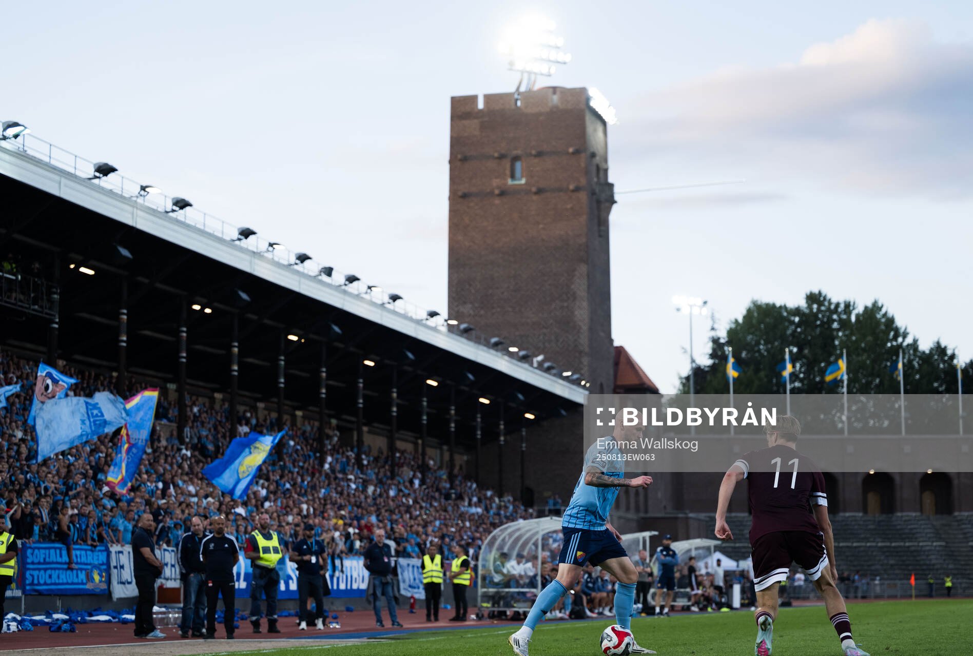 Djurgårdens Adam Ståhl och FC Järfällas Ossian Ogestad