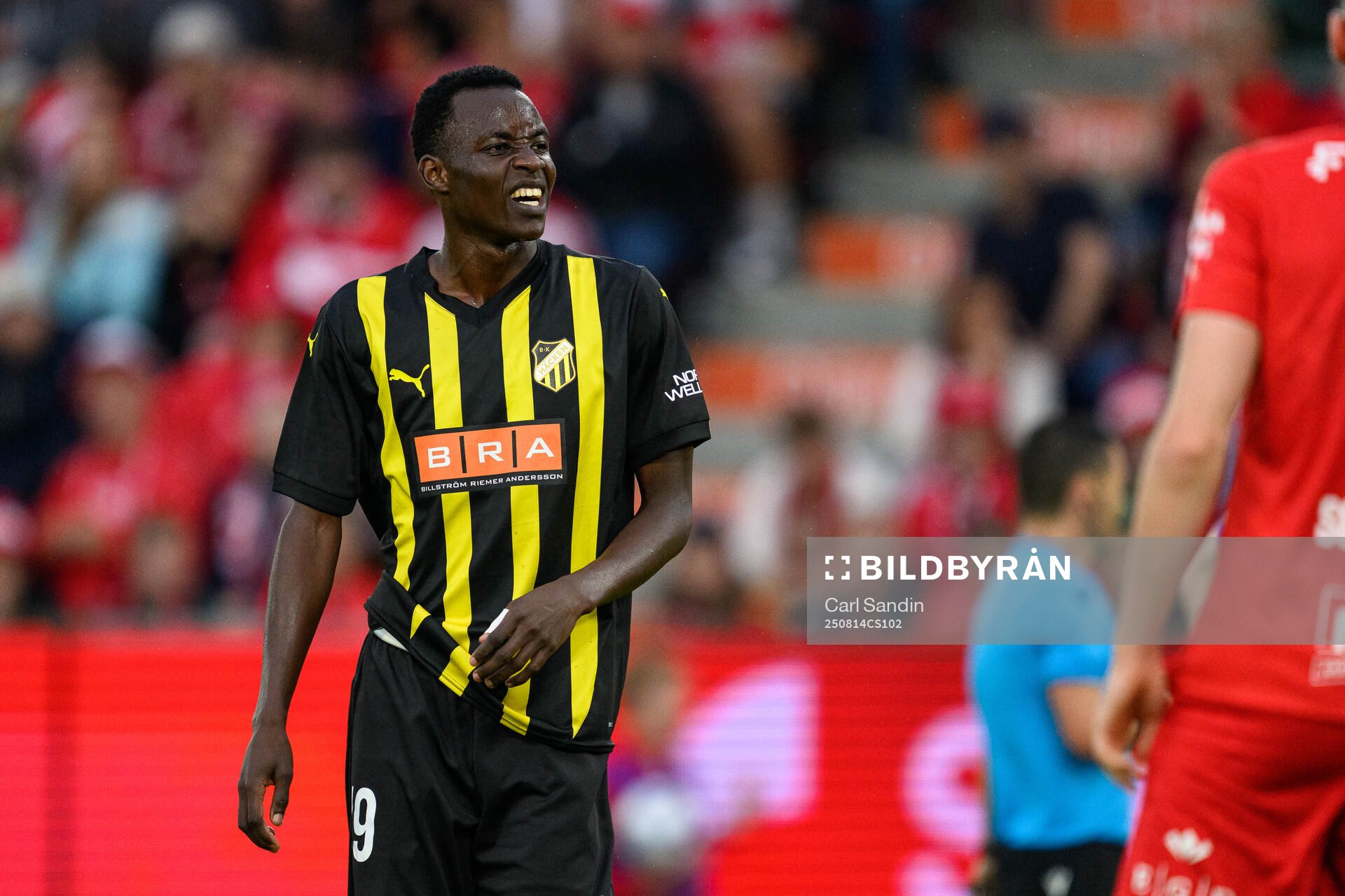 John Paul Dembe of Häcken looks dejected