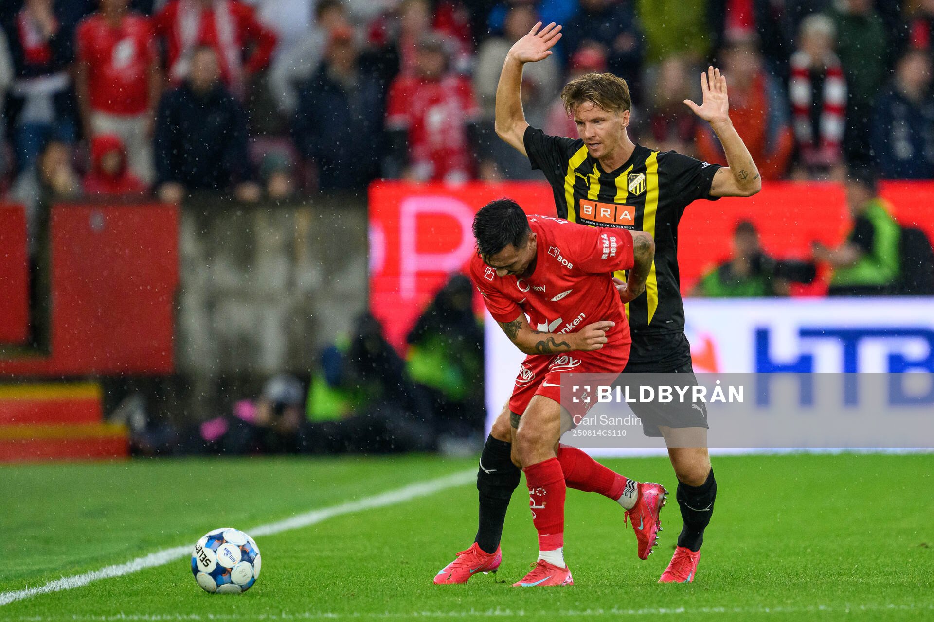 Niklas Castro of Brann and Samuel Leach Holm of Häcken