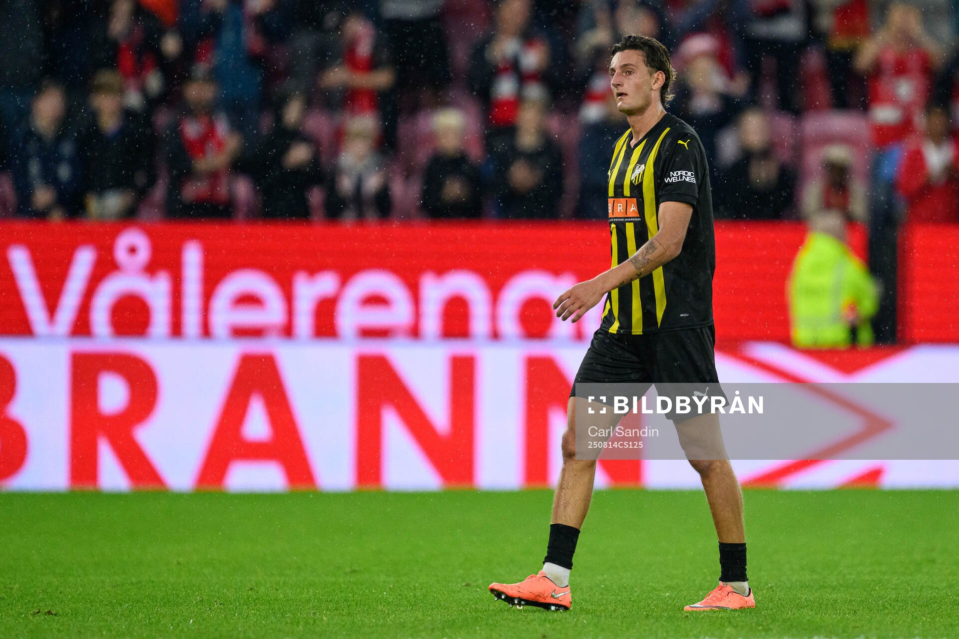 Silas Andersen of Häcken looks dejected
