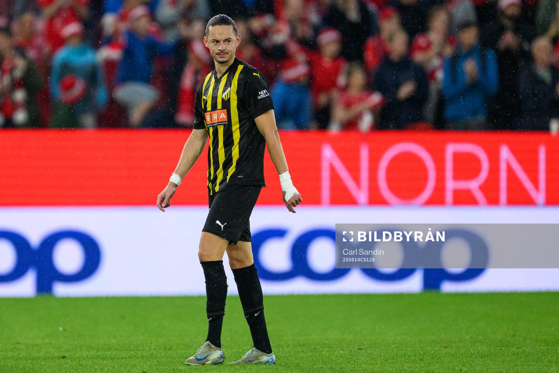 Amor Layouni of Häcken looks dejected
