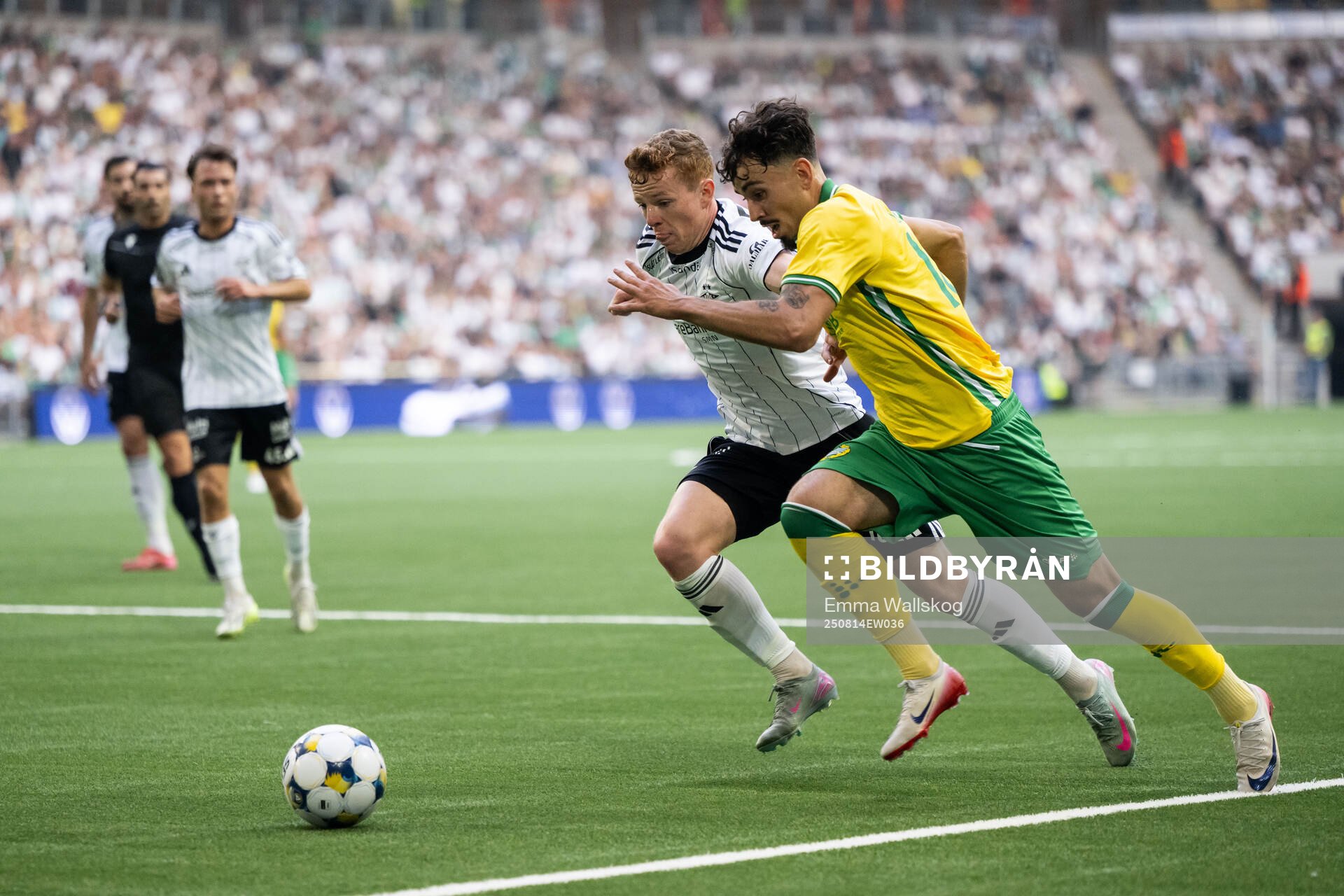 Aslak Fonn Witry of Rosenborg and Sebastian Tounekti of