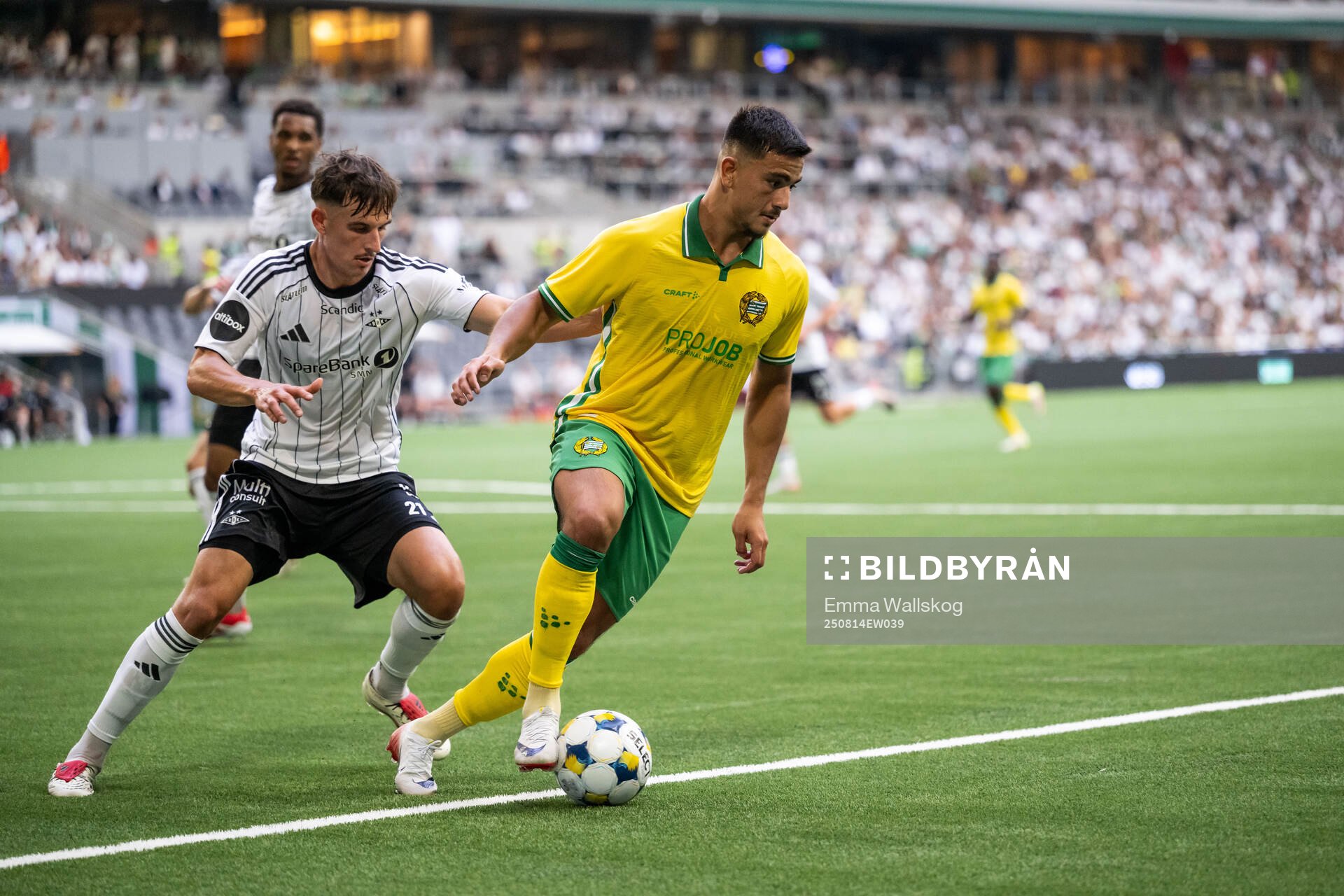 Thomas Nemcik of Rosenborg and Jusef Erabi of Hammarby