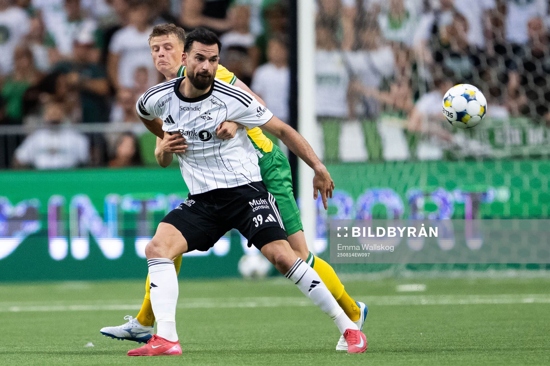 Frederik Winther of Hammarby and Dino Islamovic of Rosenborg
