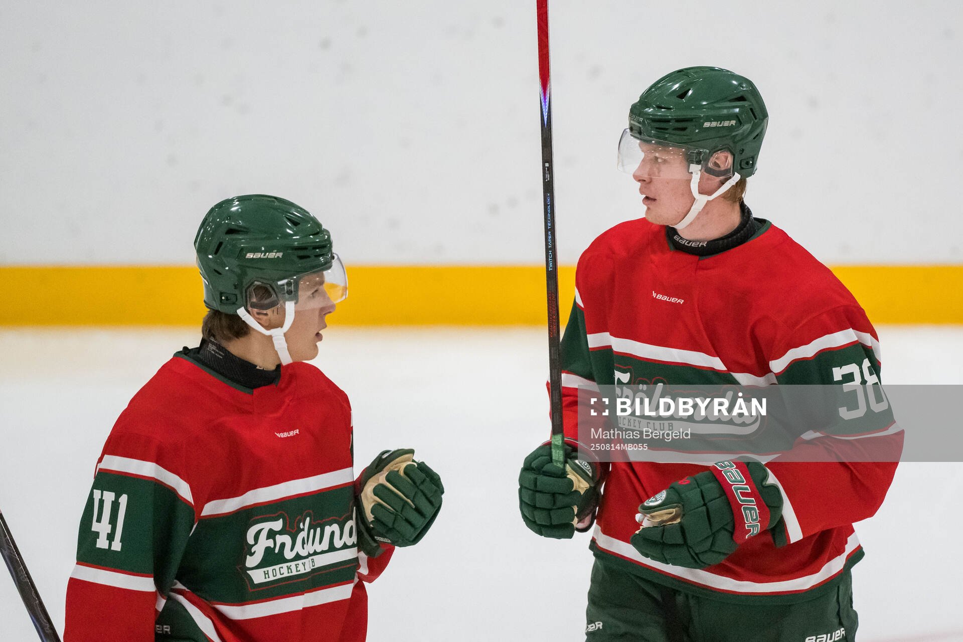 Frölundas Ivar Stenberg och Oskar Wahlberg