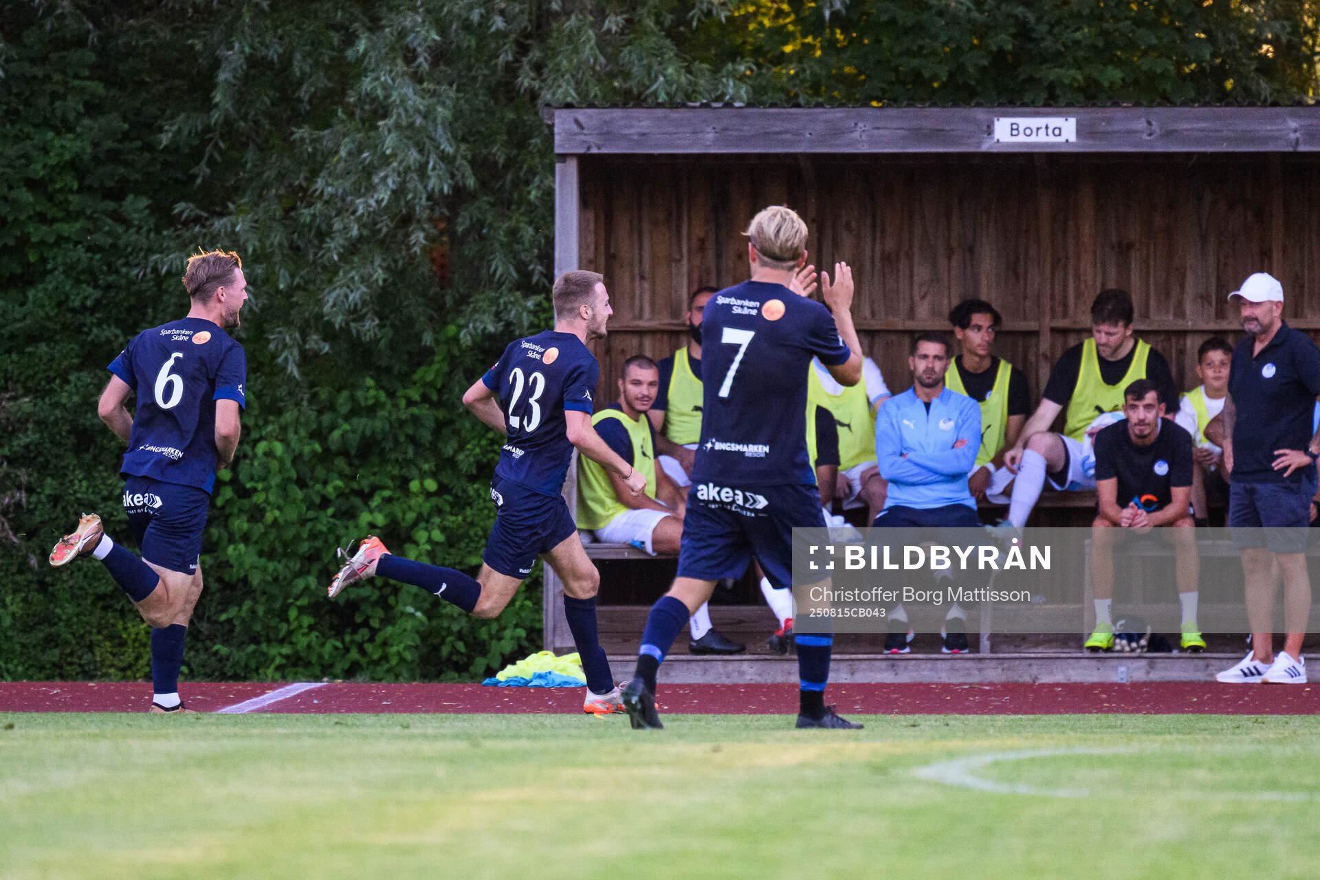 Staffanstorp Uniteds Tarik Fetahovic jublar