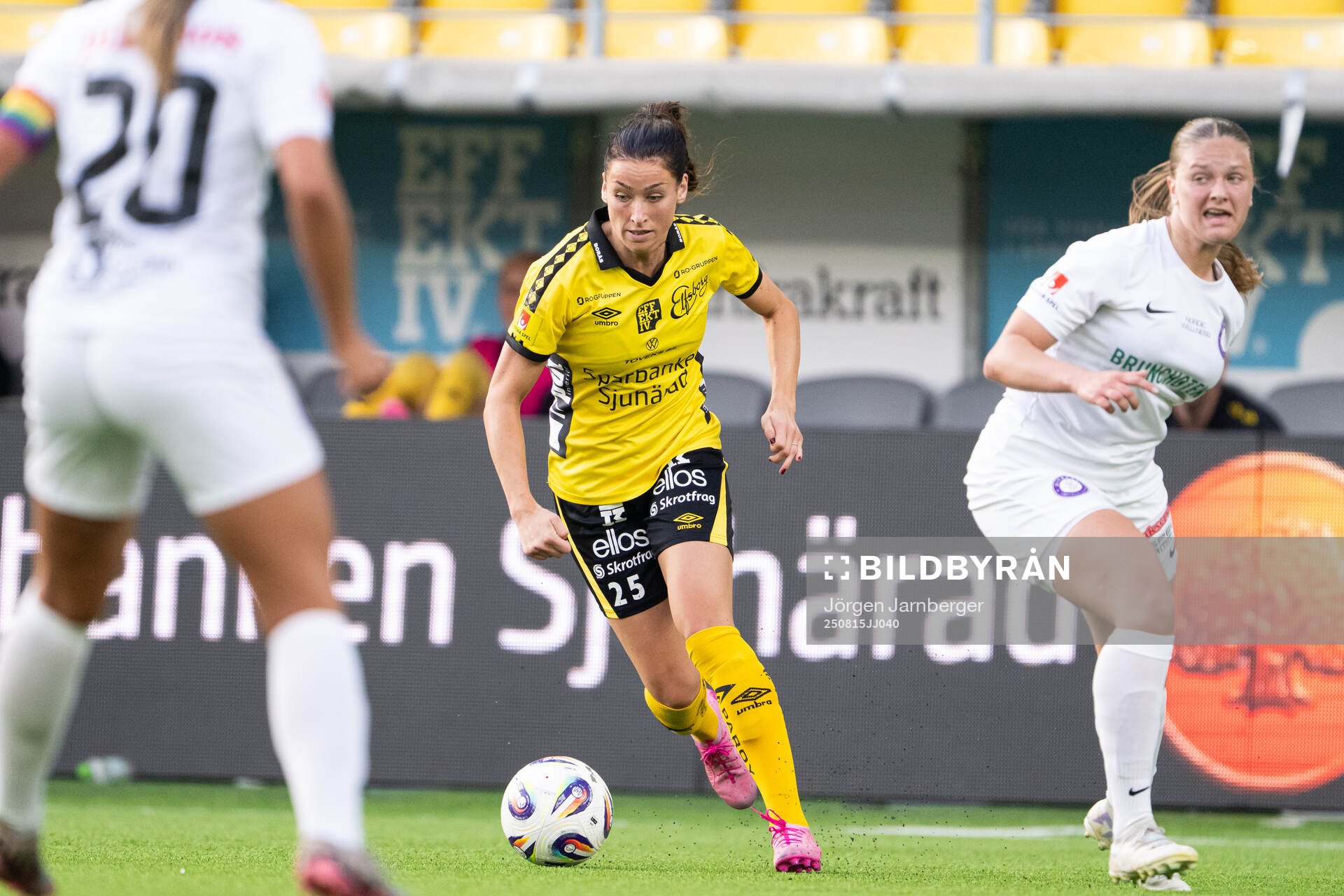 Elfsborgs Izabella Bergström och Jitexs Josefine Eklund