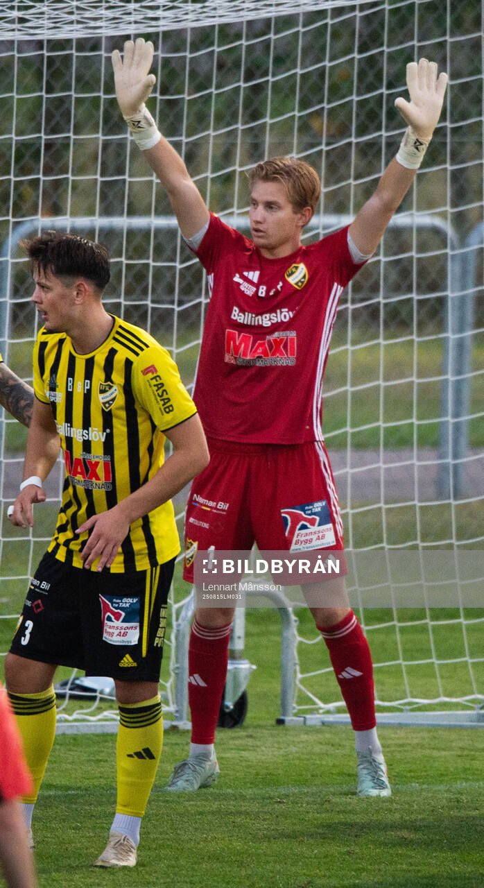 IFK Hässleholms Gabriel Gagzis i matchens i division 2