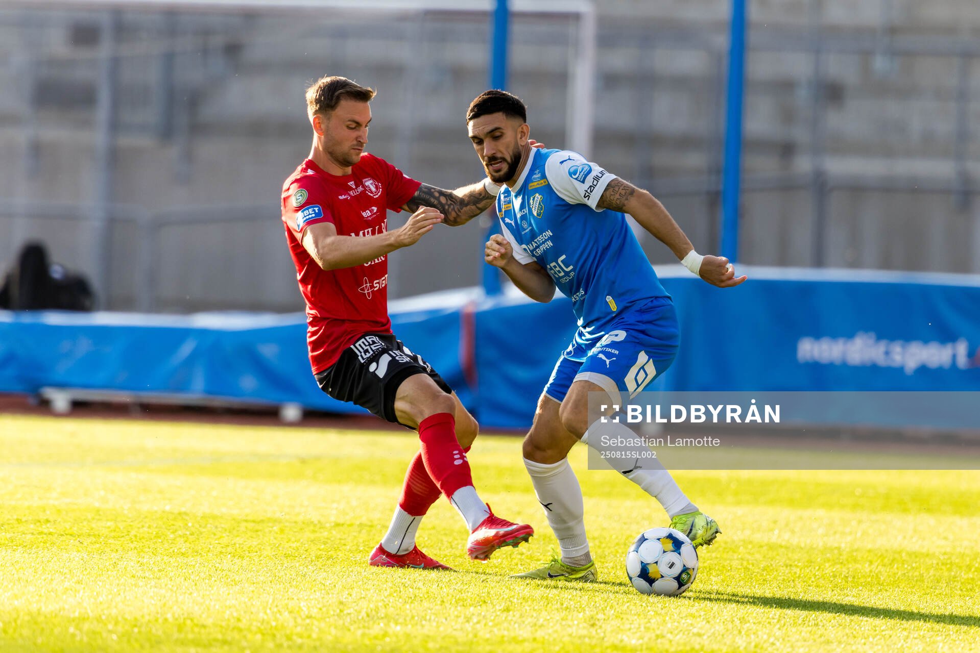 Trelleborgs Filip Bohman och Oddevolds Daniel Krezic