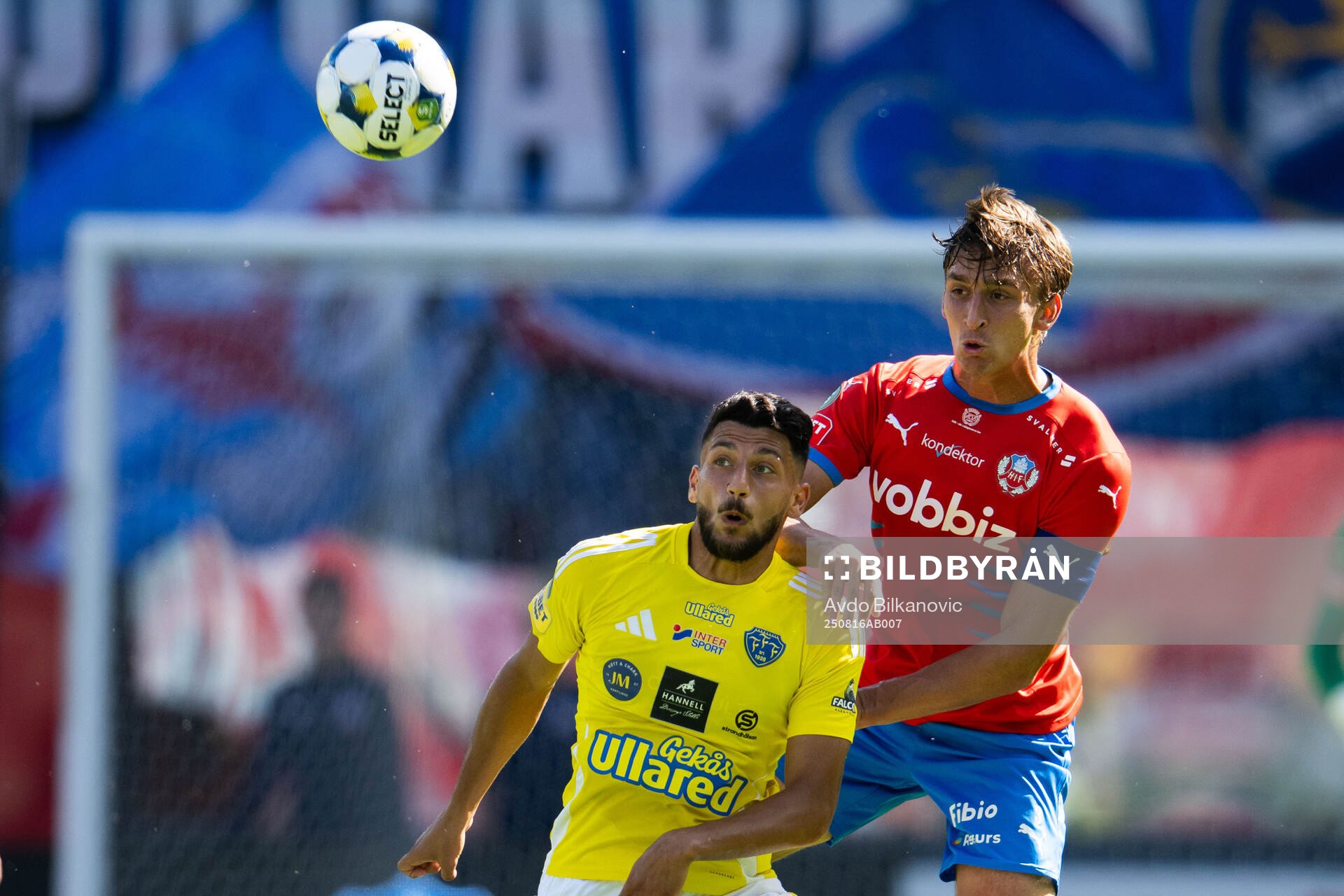 Helsingborgs Wilhelm Nilsson och Falkenbergs Leonardo Farah