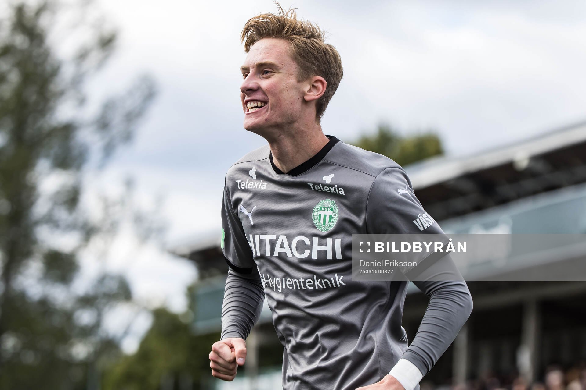 Västerås Karl Gunnarsson jublar