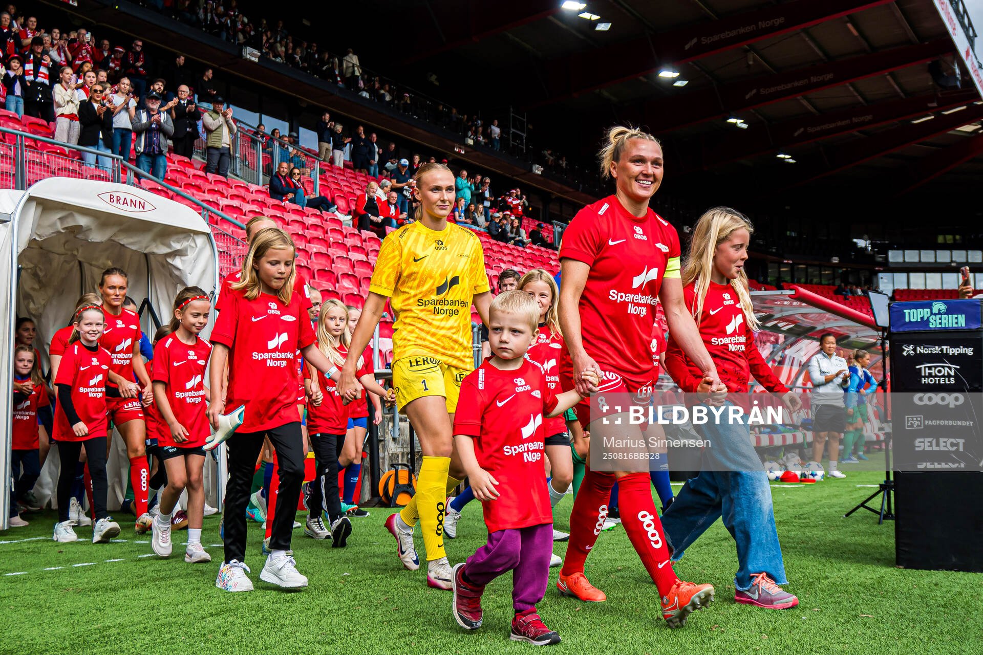 Selma Panengstuen and Karoline Heimvik Haugland of Brann