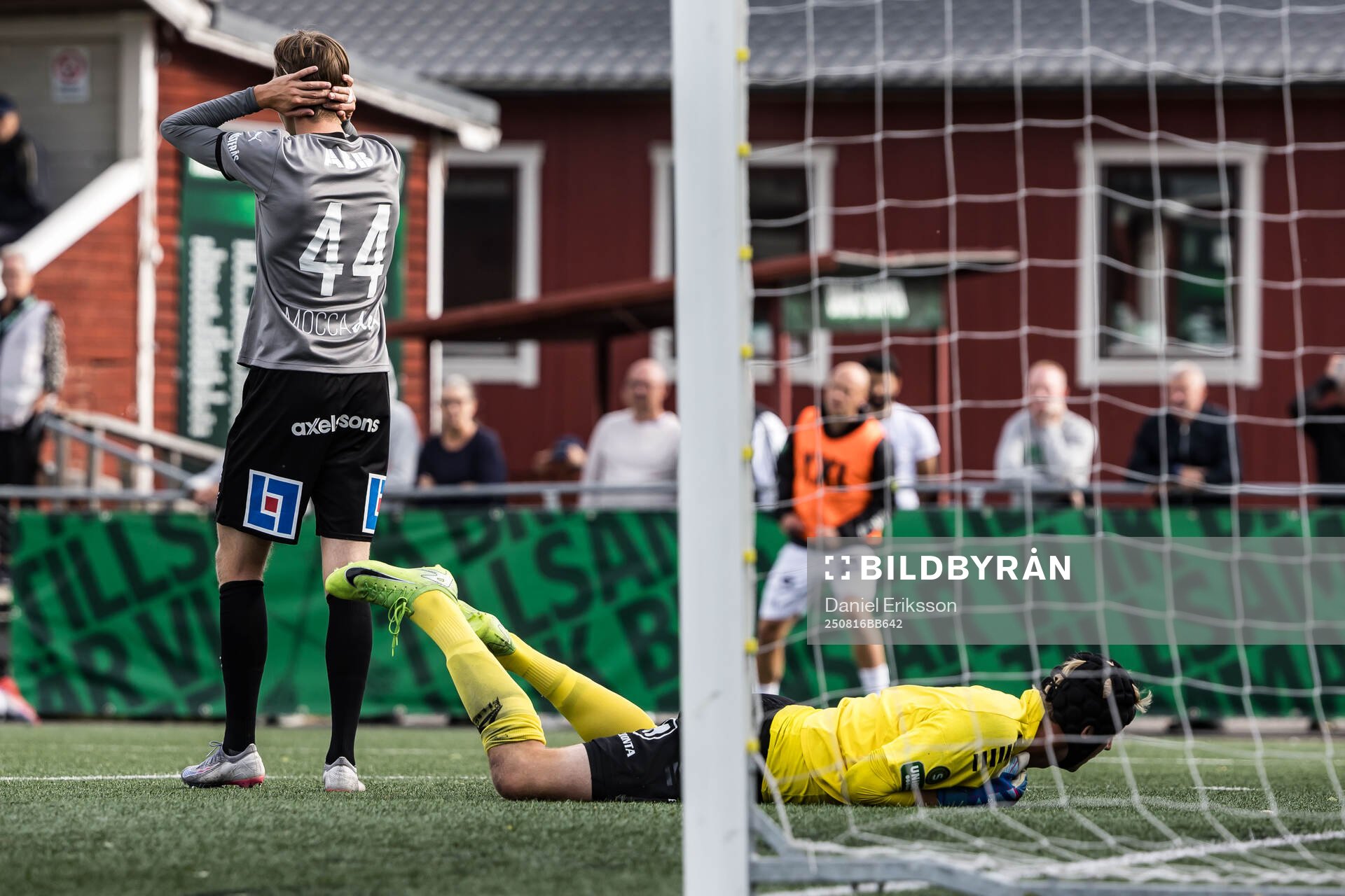 Västerås Max Larsson deppar