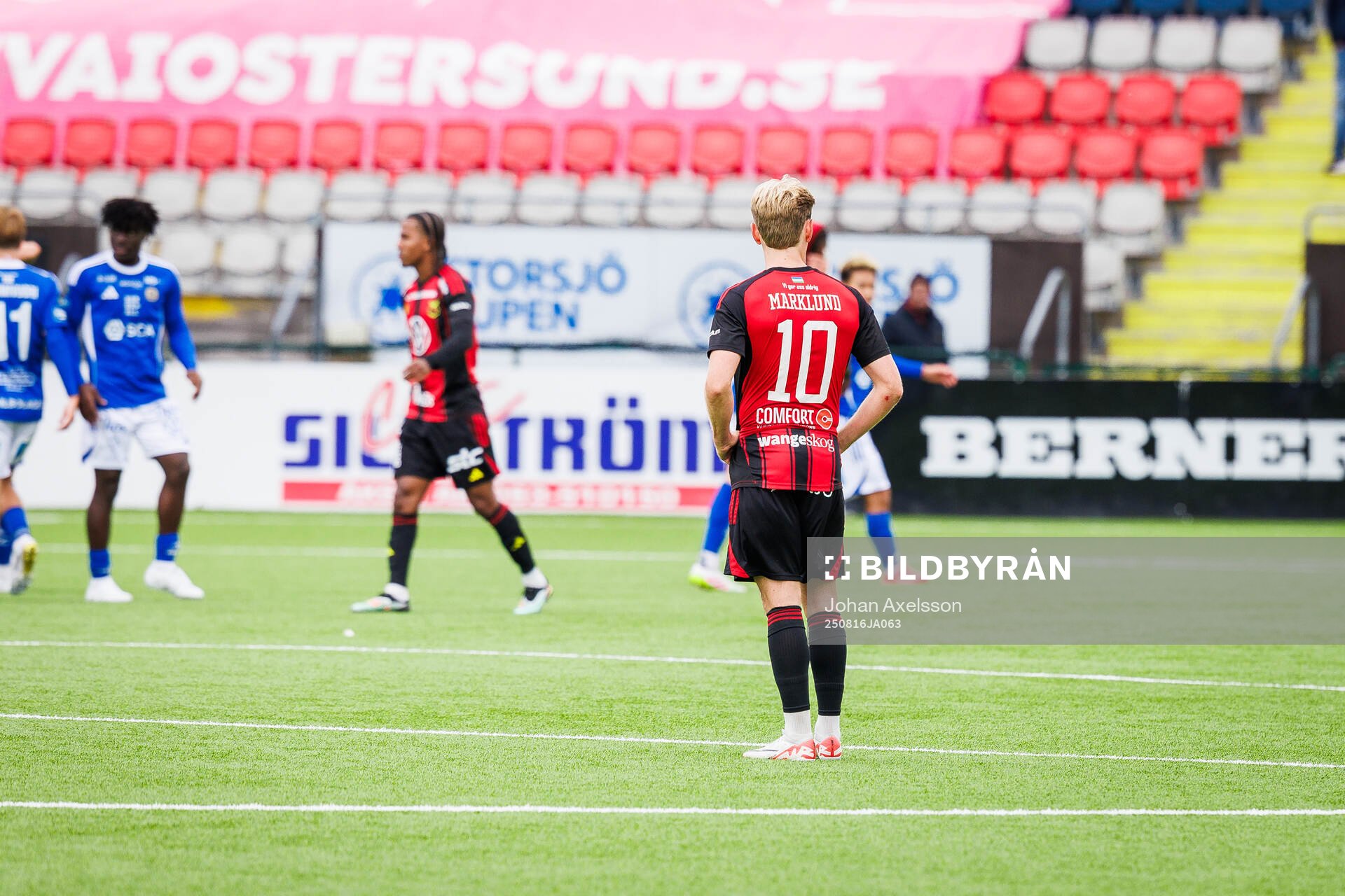 Östersunds Simon Marklund deppar