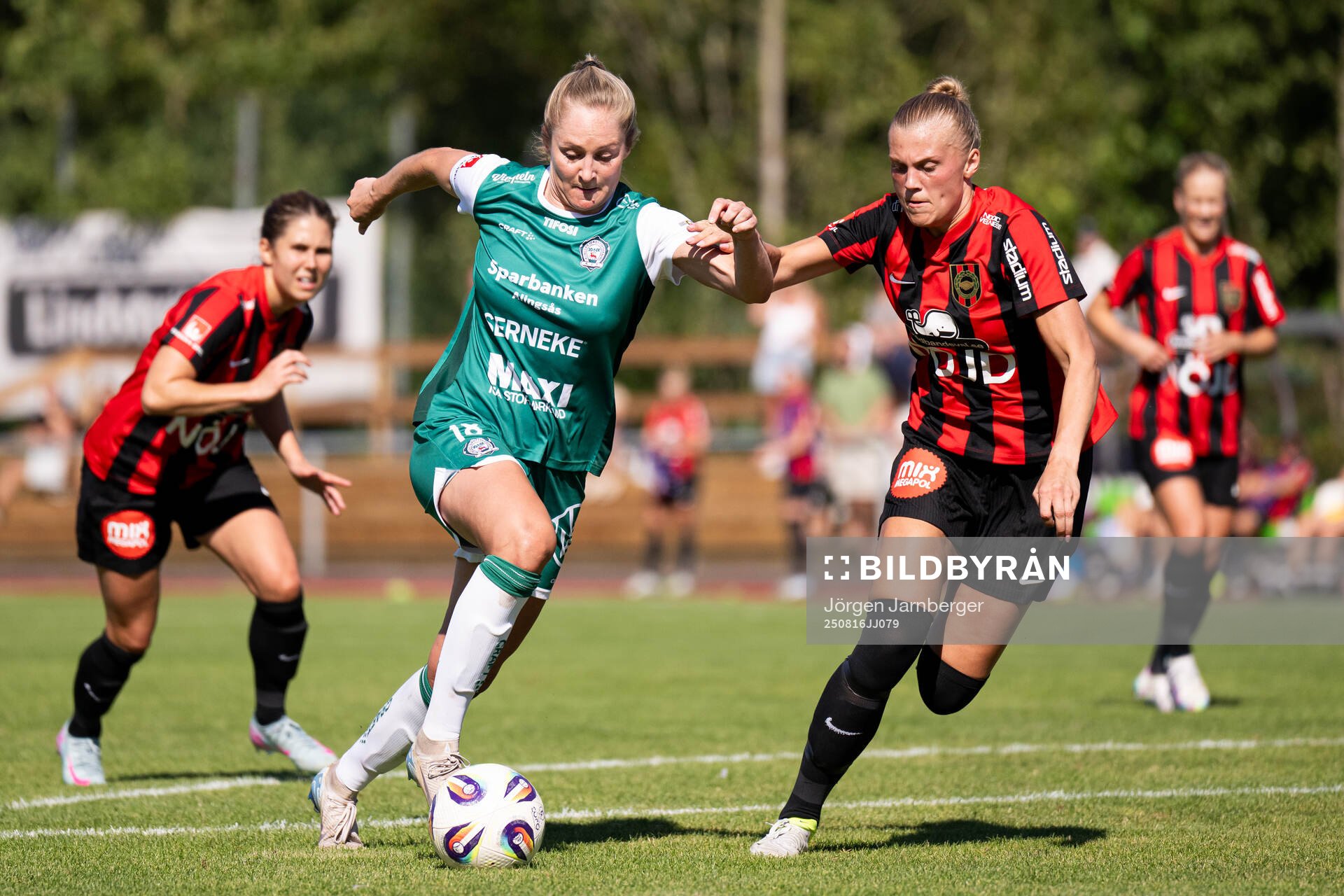 Alingsås Karin Lundin och Brommapojkarnas Frida Thörnqvist