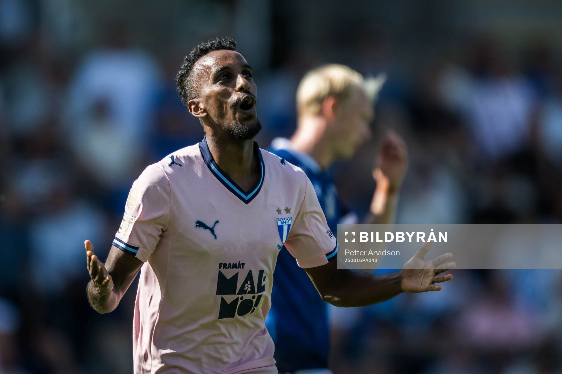 Malmö FFs Taha Ali jublar